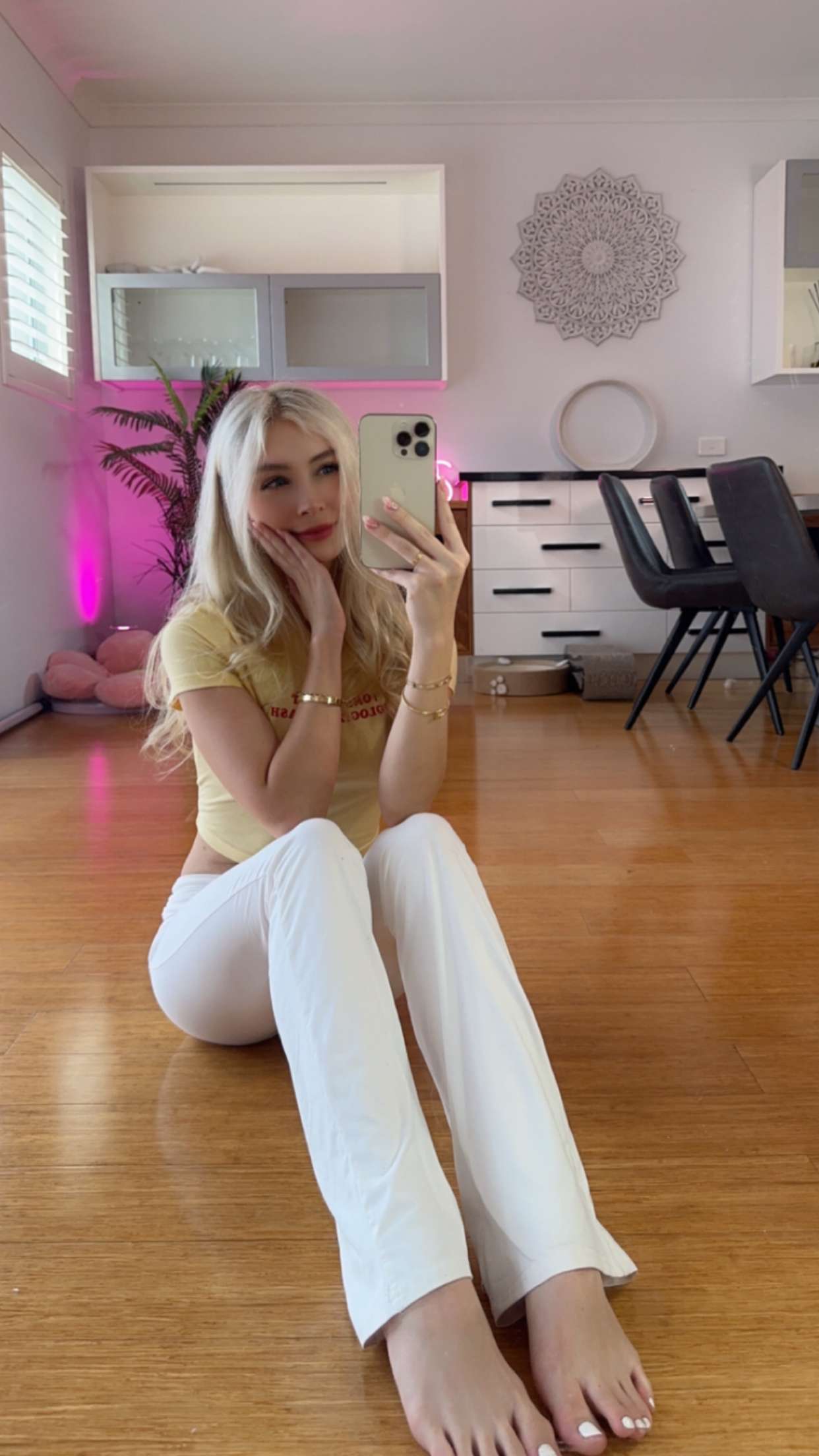 emxllouise snapchat image archive image