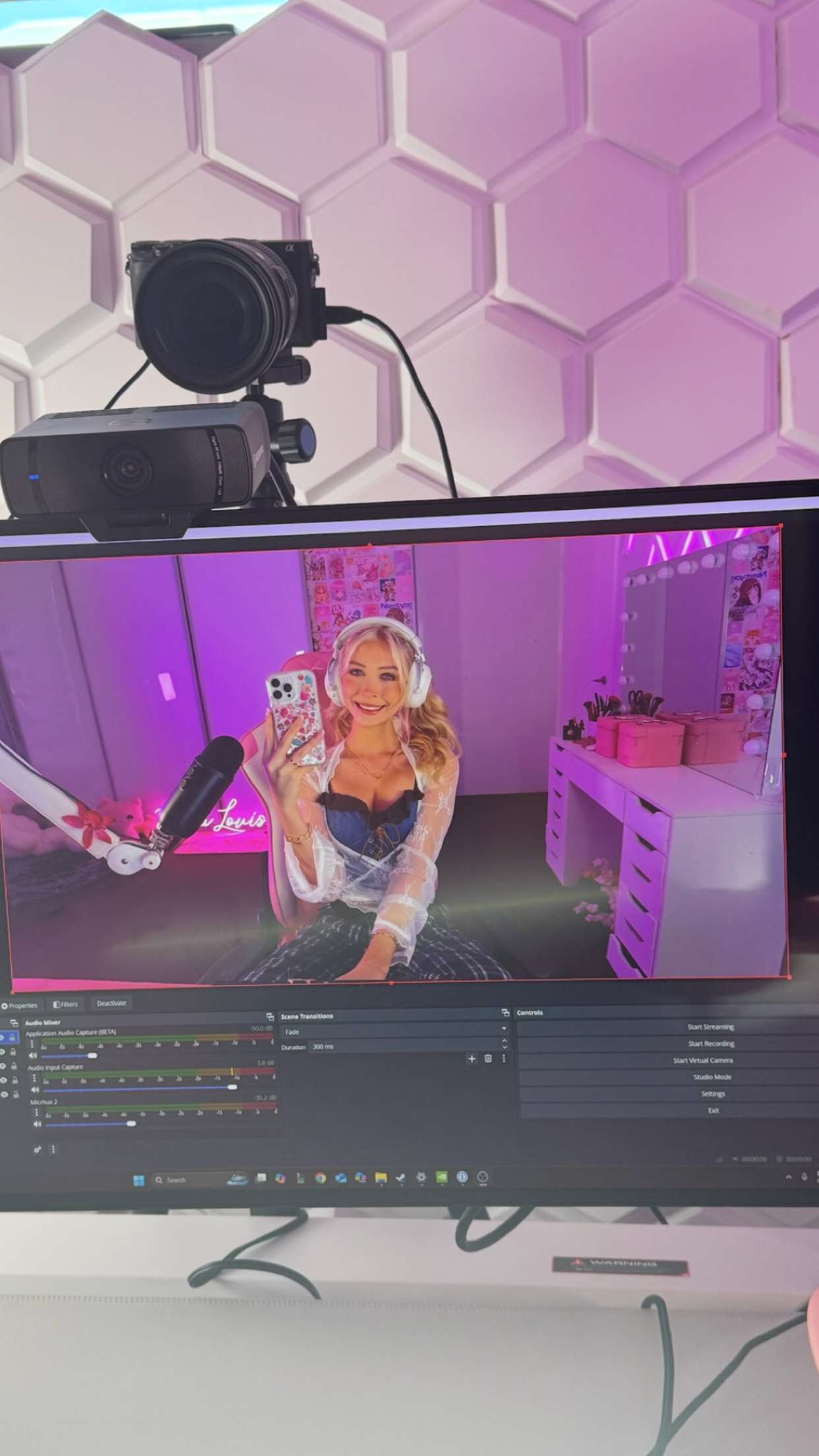 emxllouise snapchat image archive image