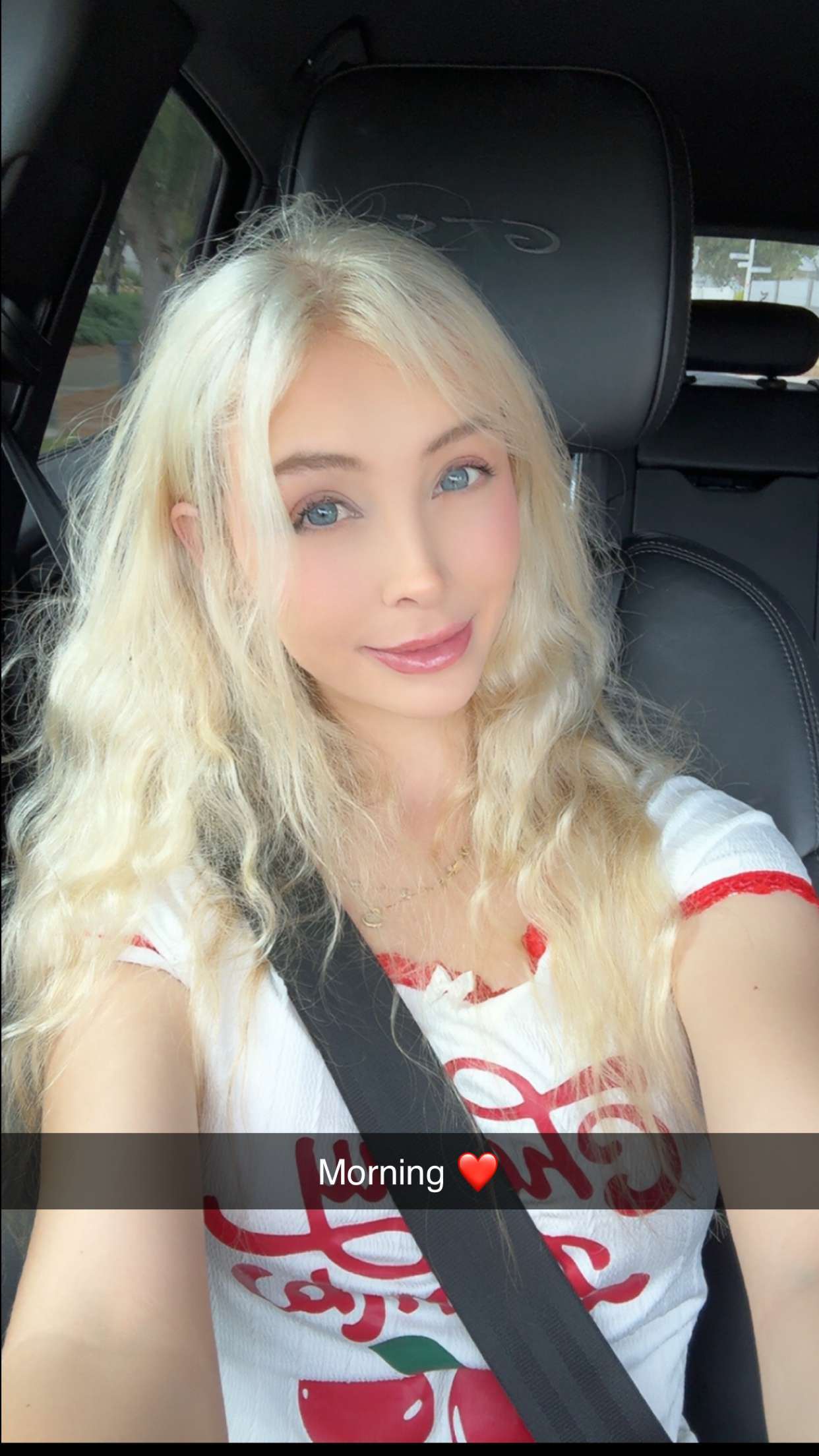 emxllouise snapchat image archive image