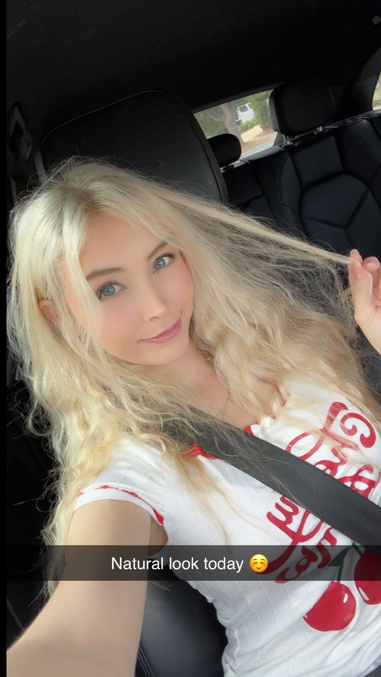 emxllouise snapchat image archive image