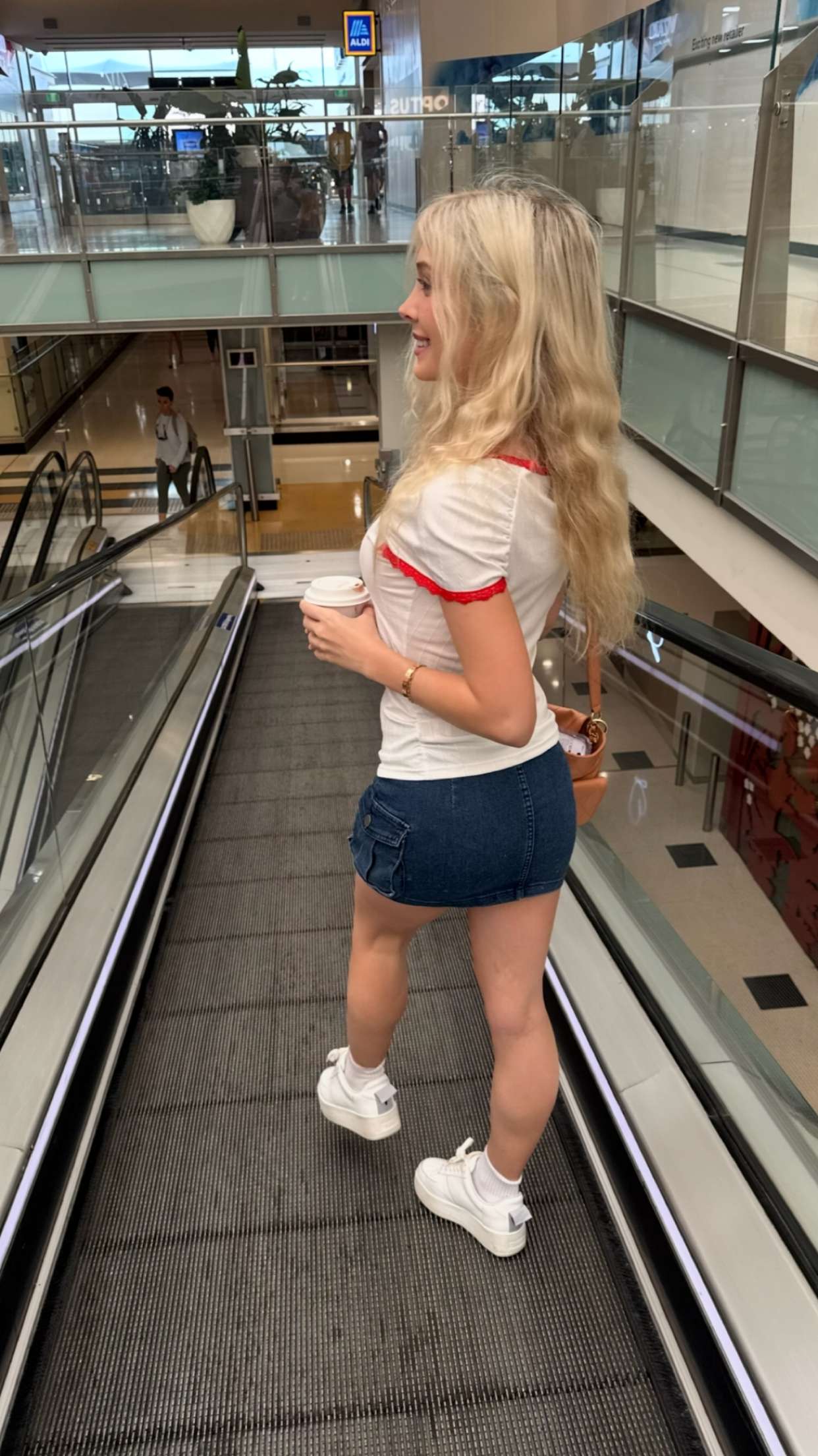 emxllouise snapchat image archive image