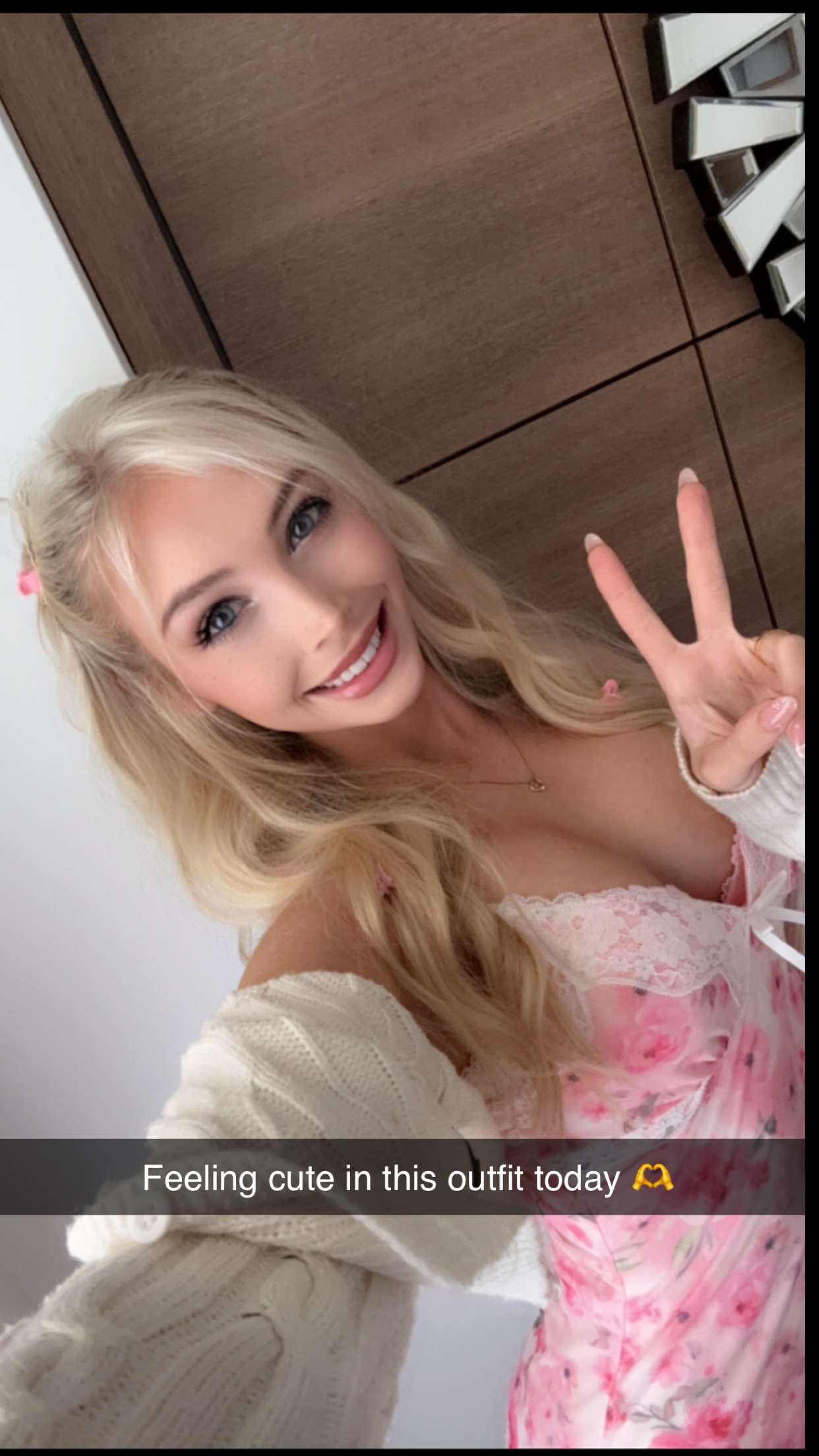 emxllouise snapchat image archive image