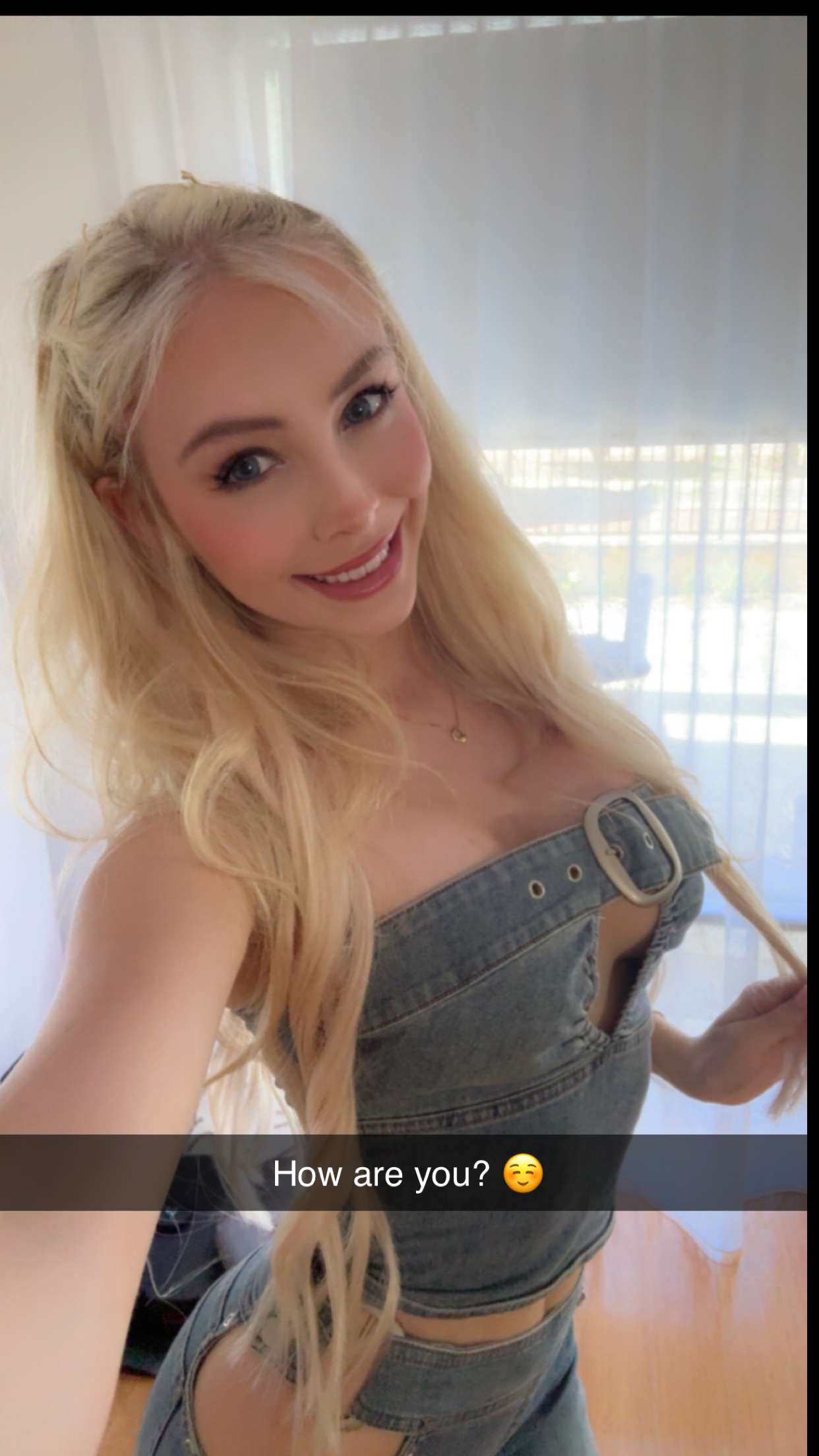 emxllouise snapchat image archive image