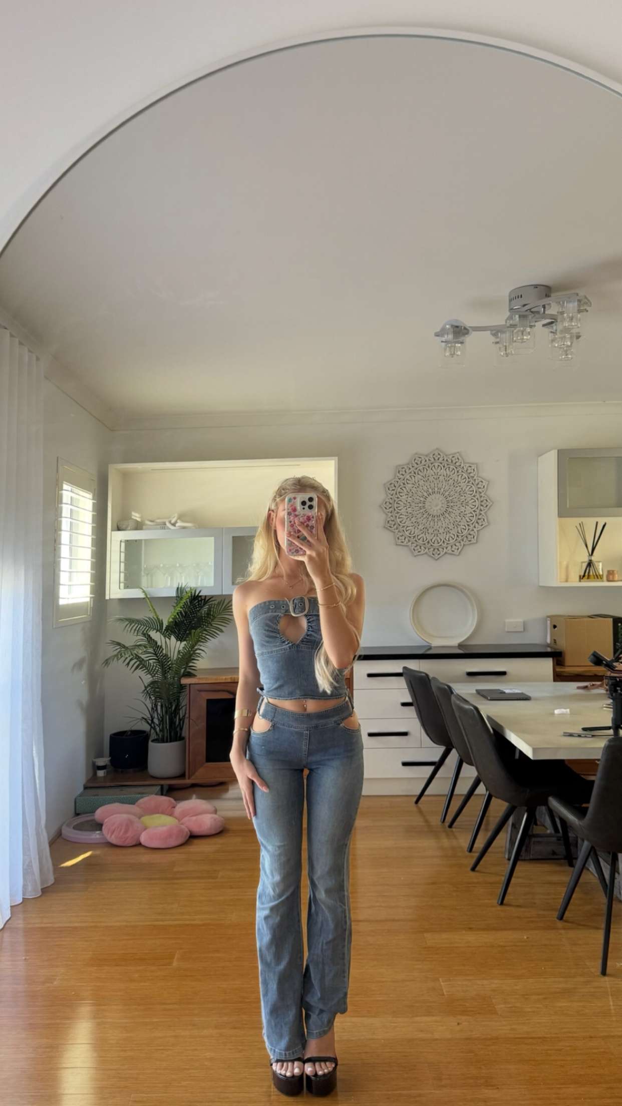 emxllouise snapchat image archive image