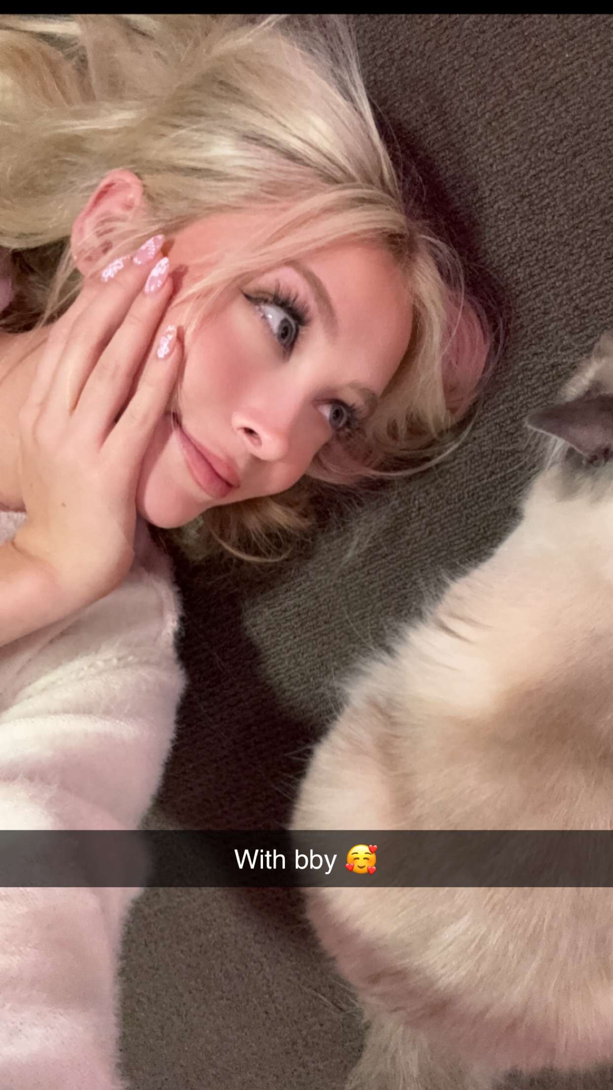 emxllouise snapchat image archive image