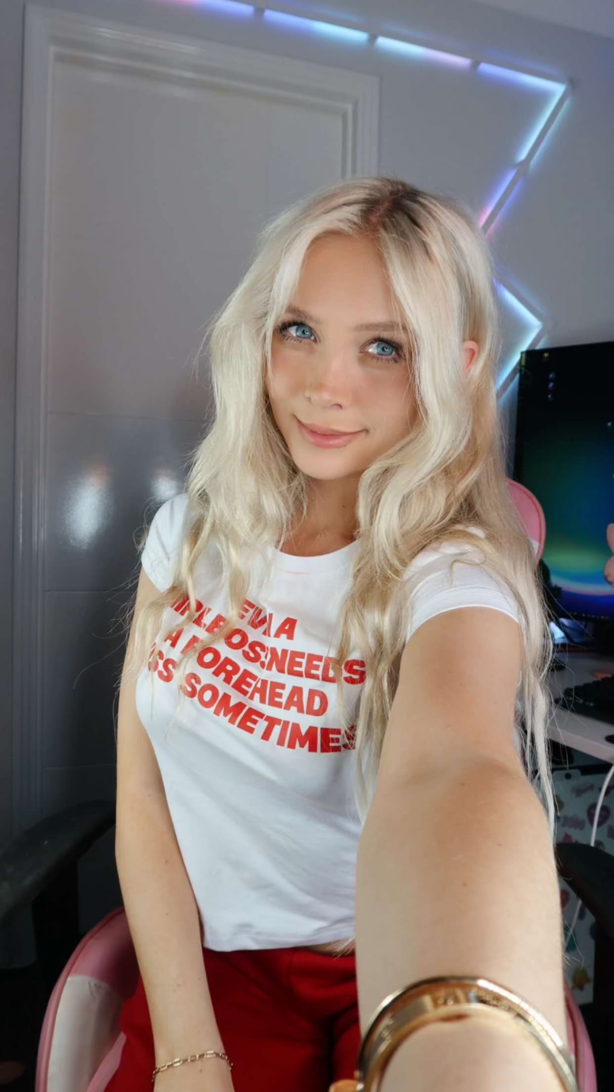 emxllouise snapchat image archive image