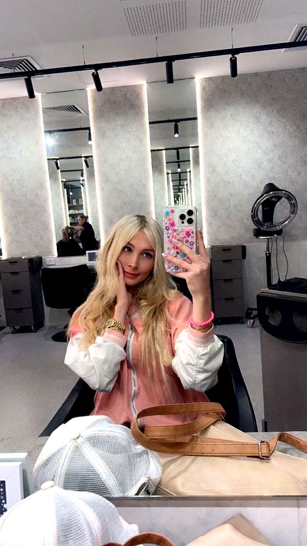 emxllouise image ~ Altpins