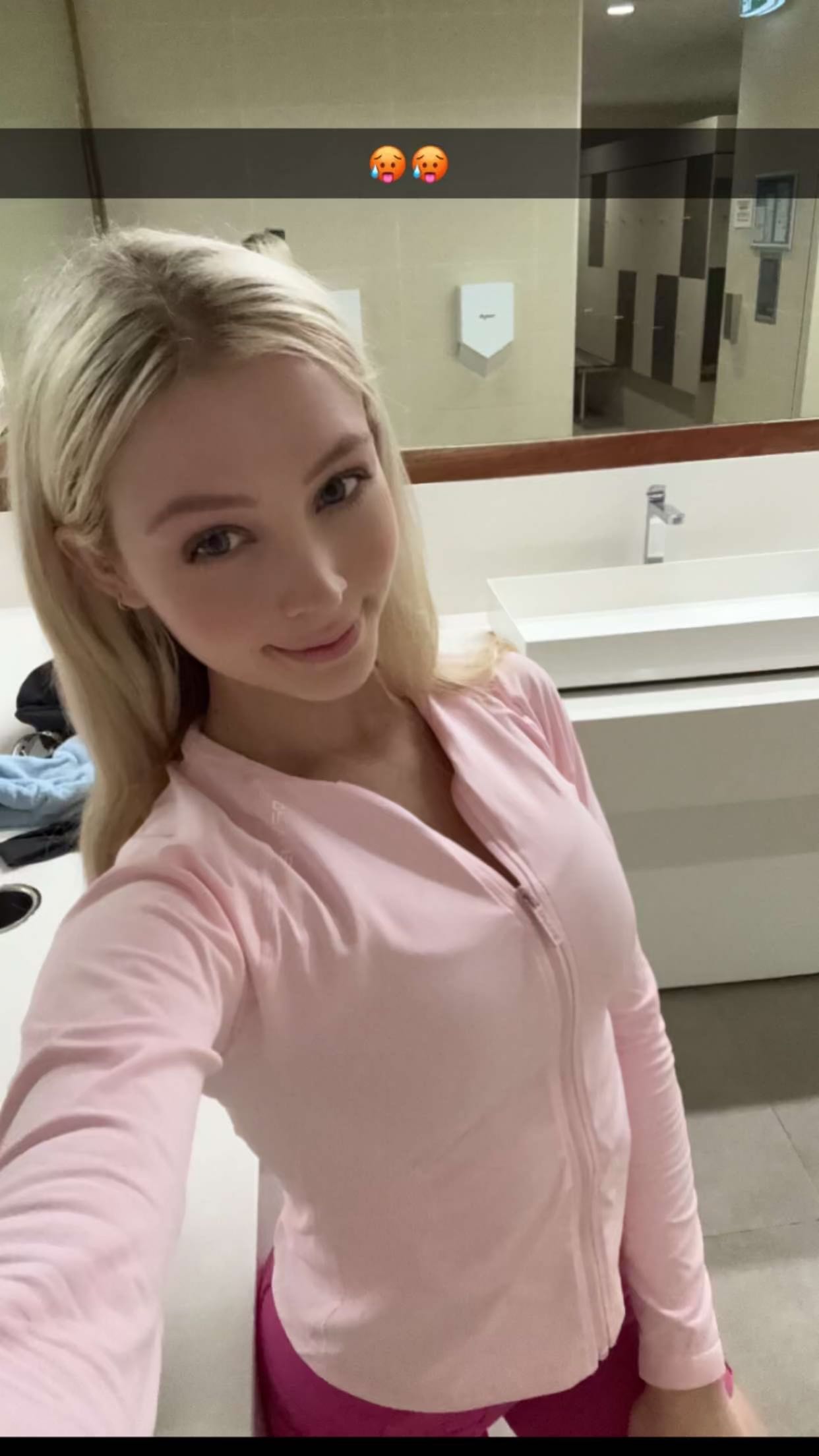 emxllouise snapchat image archive image