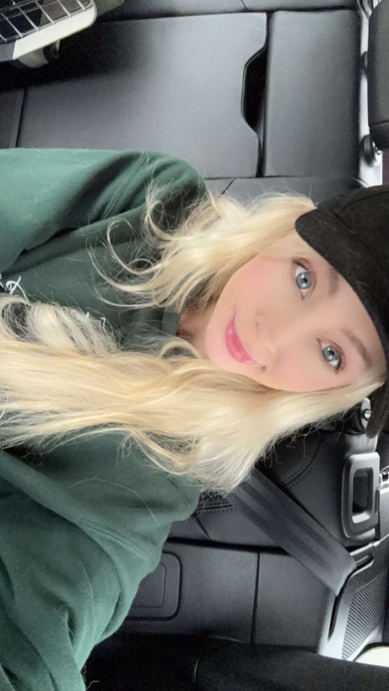 emxllouise snapchat image archive image