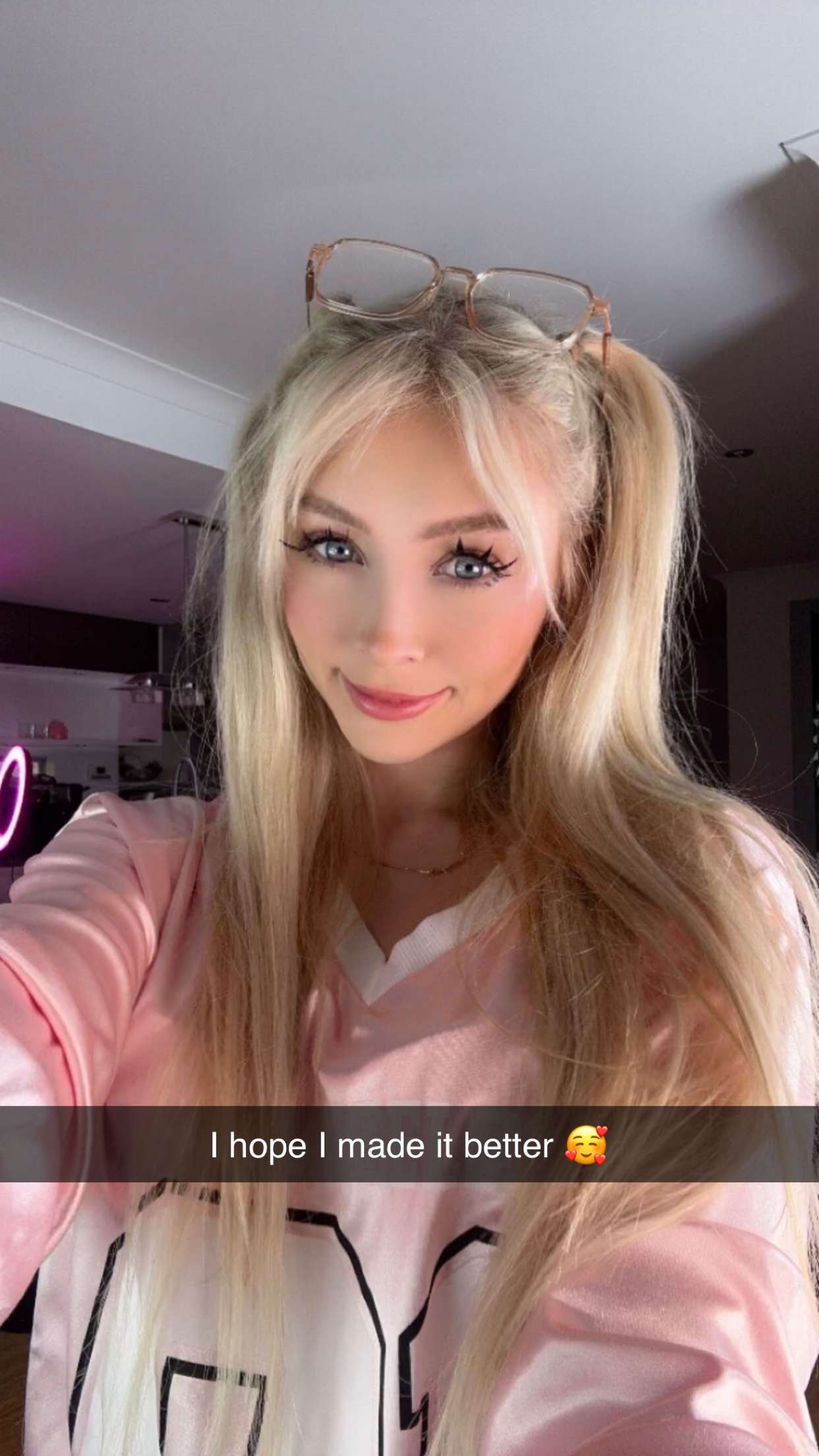 emxllouise snapchat image archive image