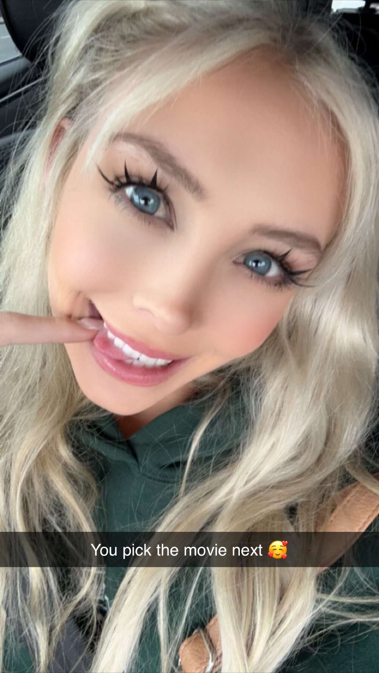 emxllouise snapchat image archive image