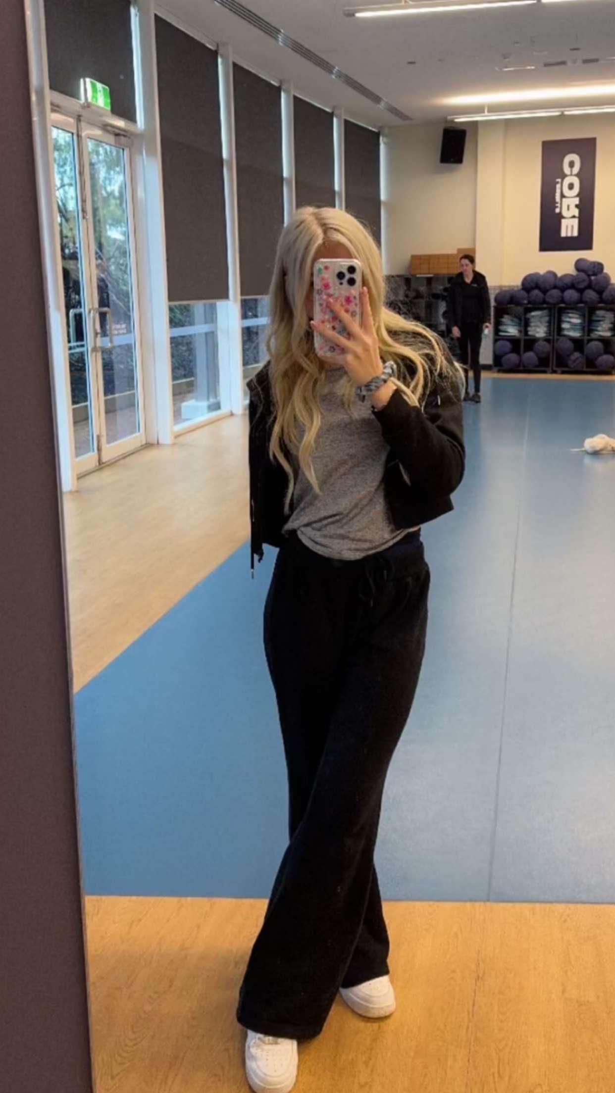 emxllouise snapchat image archive image