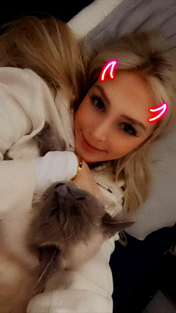 emxllouise image ~ Altpins