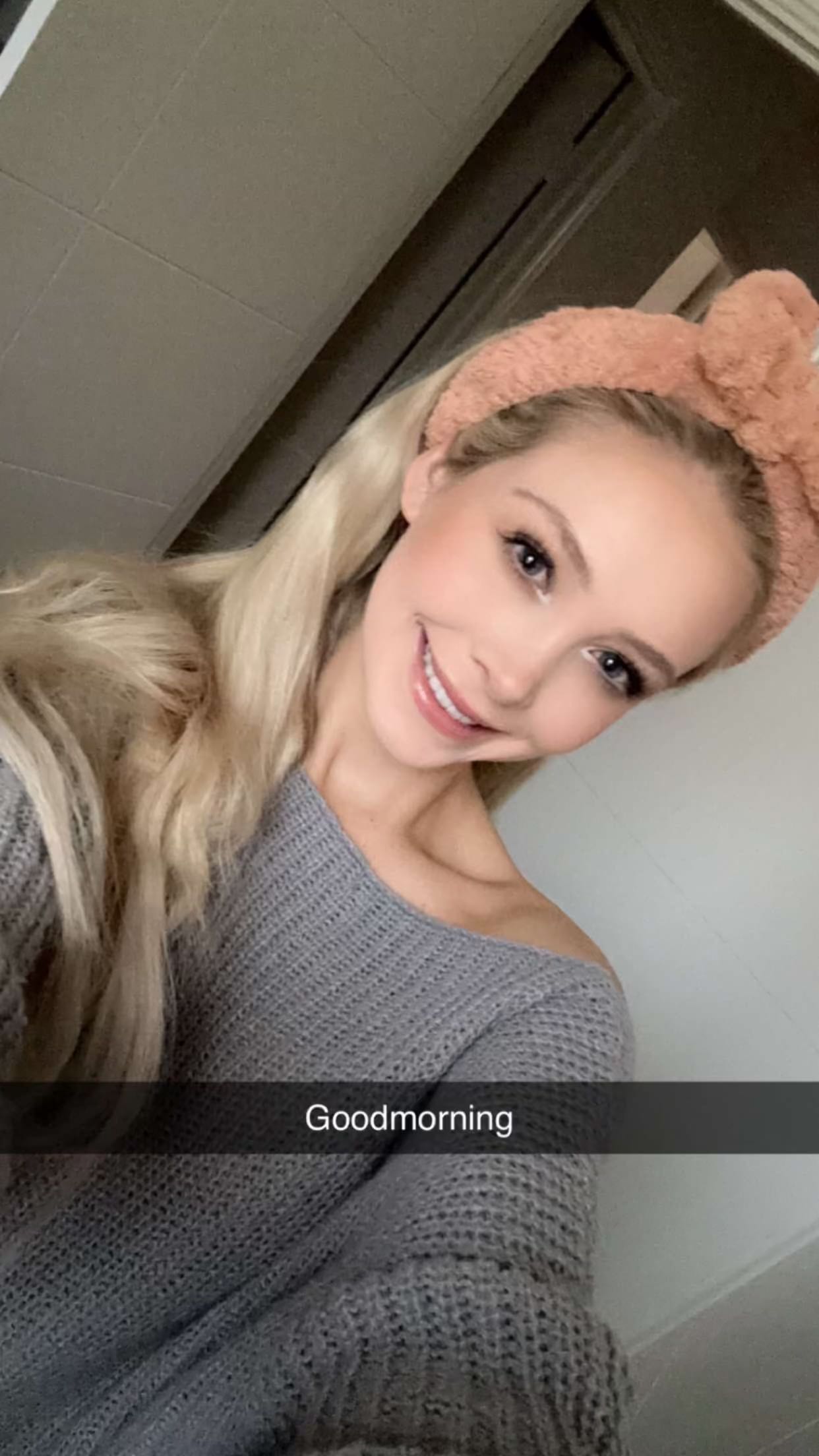 emxllouise snapchat image archive image