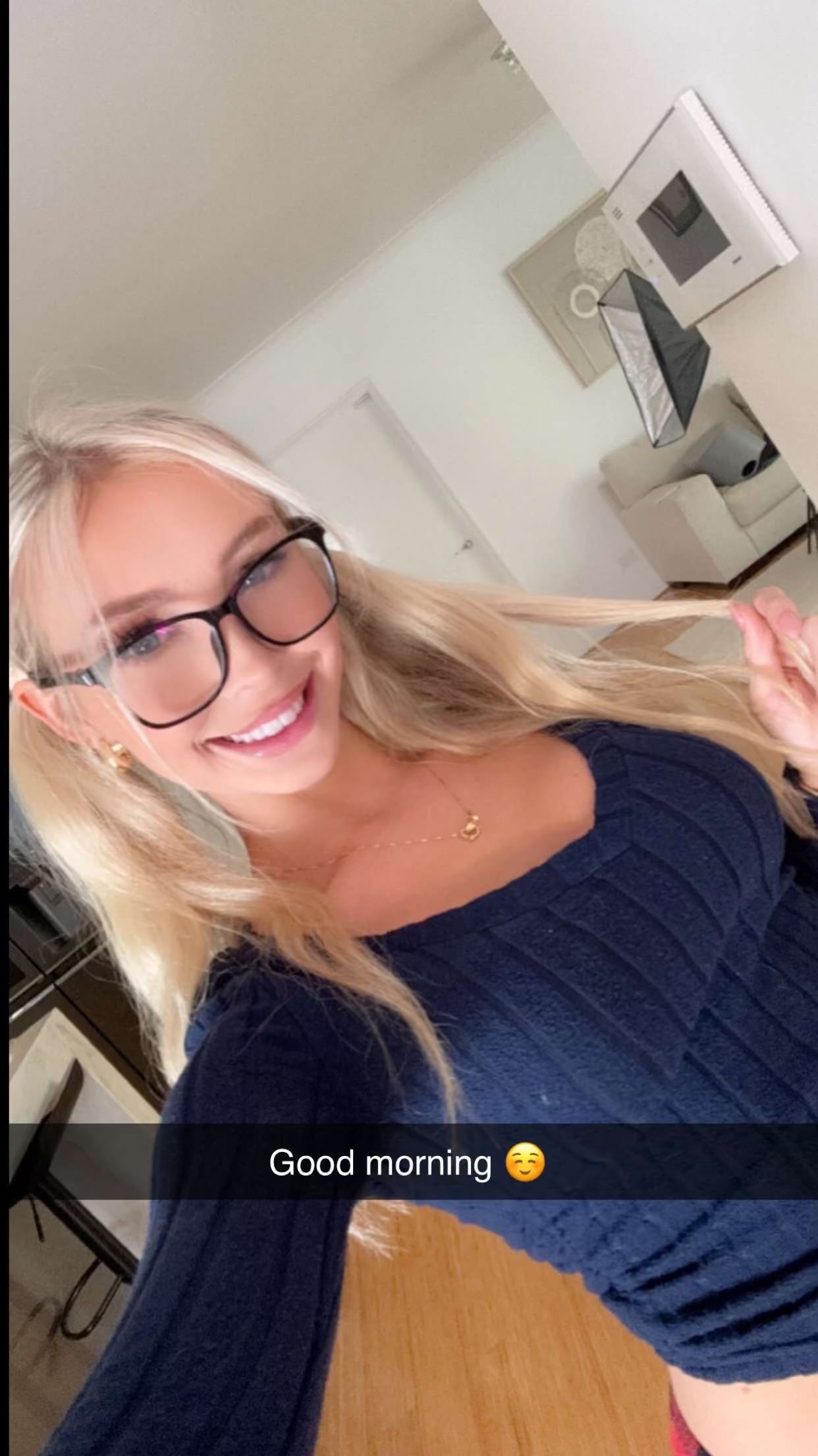 emxllouise snapchat image archive image