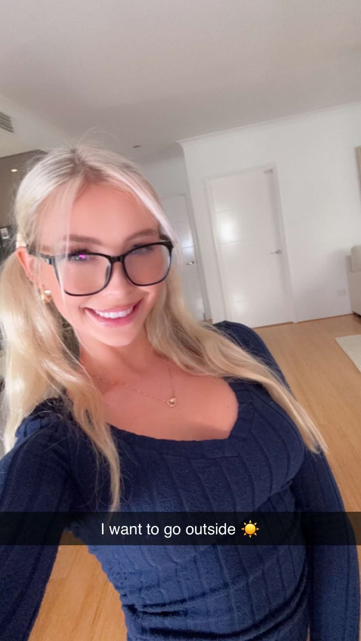 emxllouise snapchat image archive image