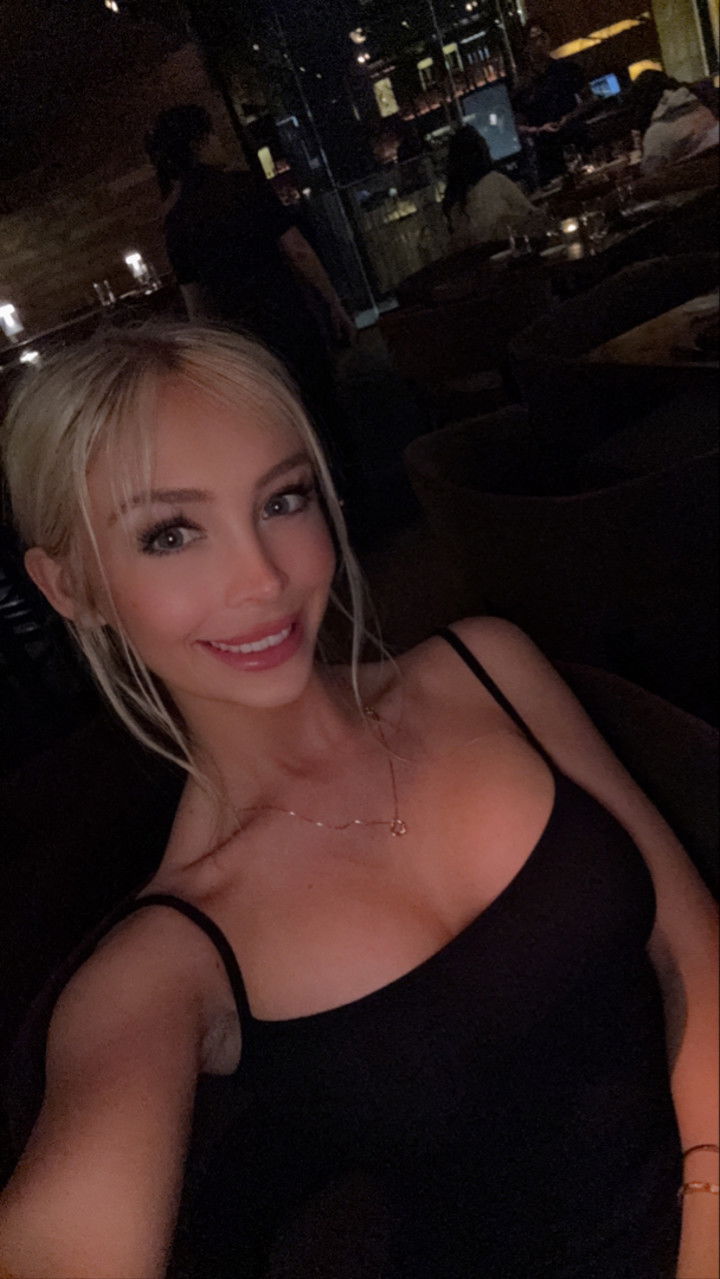 emxllouise snapchat image archive image