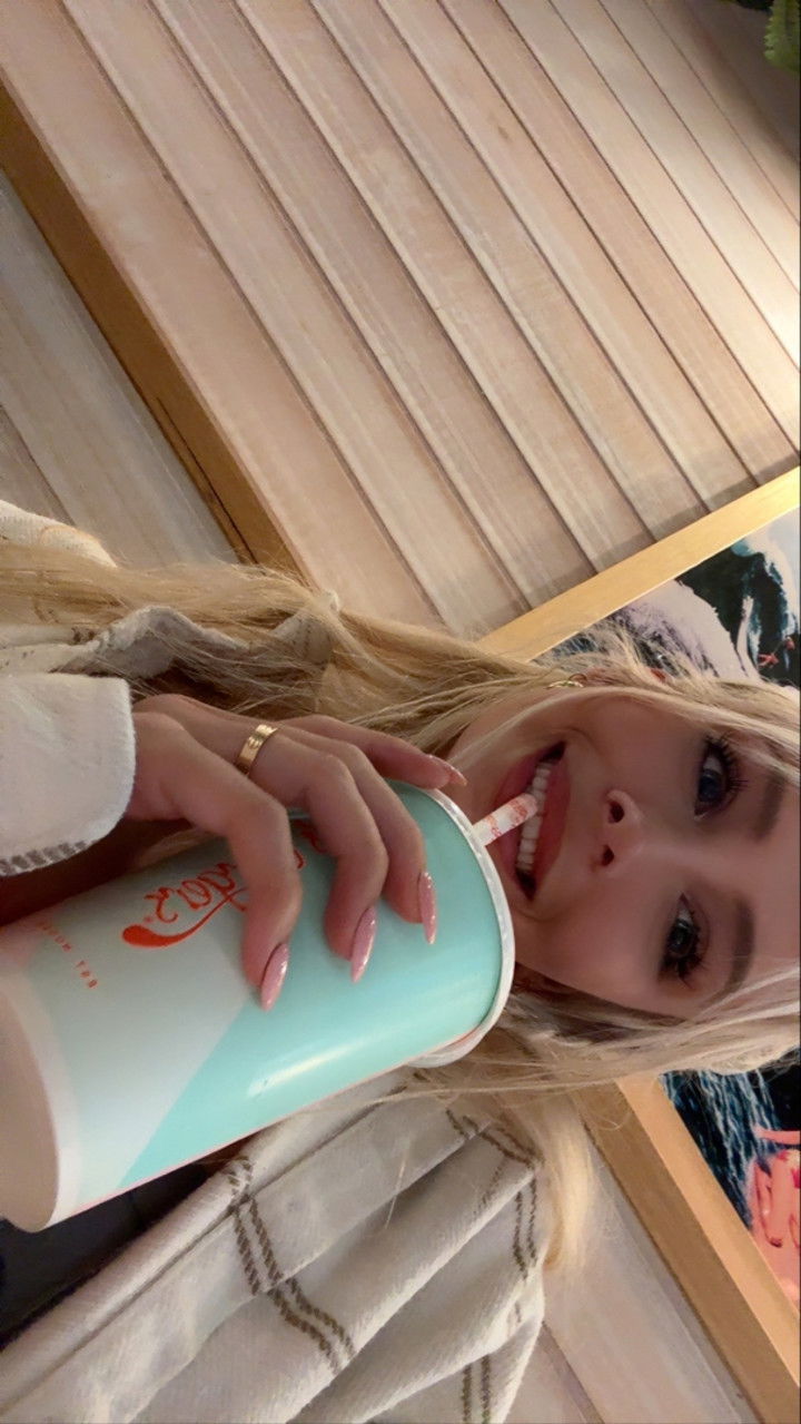 emxllouise snapchat image archive image