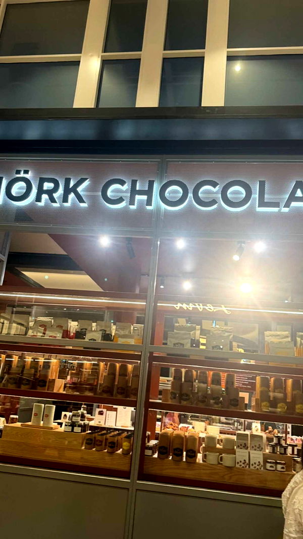 emxllouise image ~ Altpins