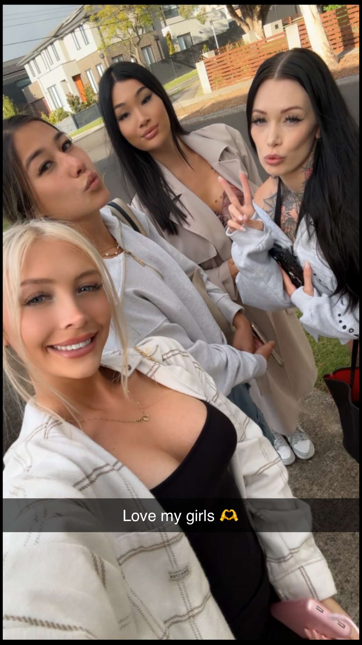 emxllouise snapchat image archive image