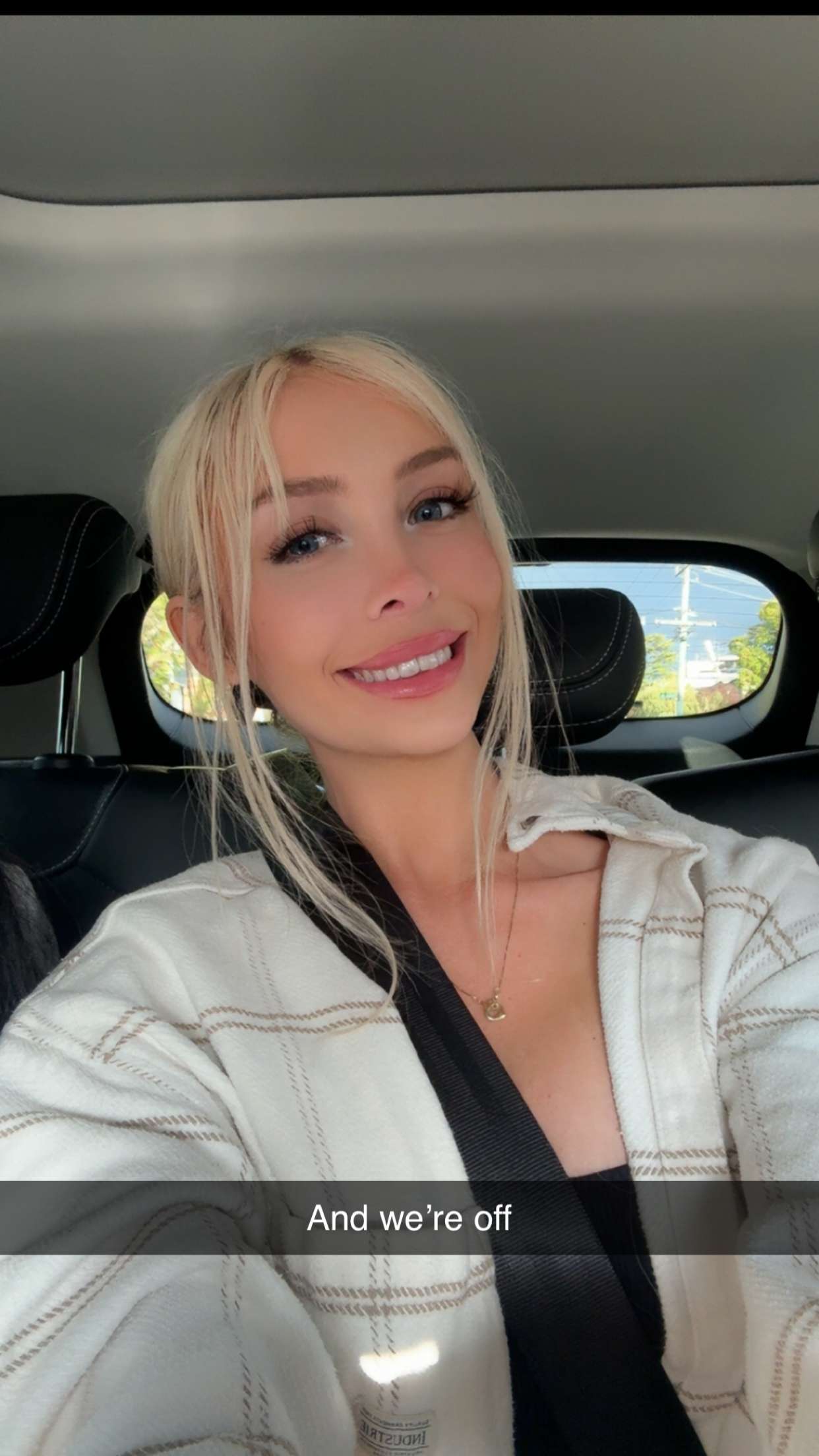 emxllouise snapchat image archive image