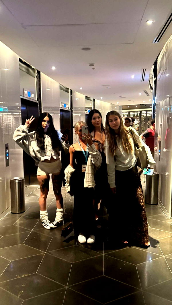 emxllouise image ~ Altpins