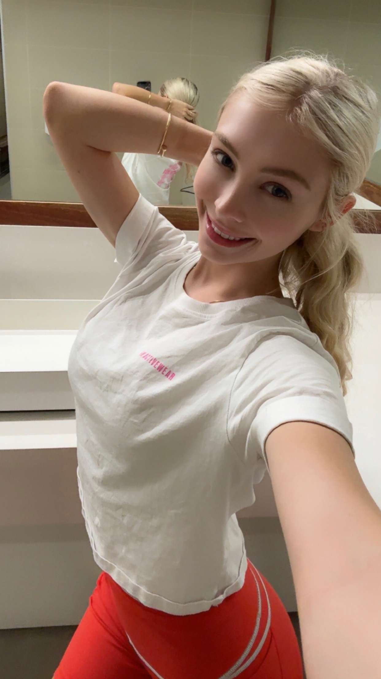 emxllouise snapchat image archive image