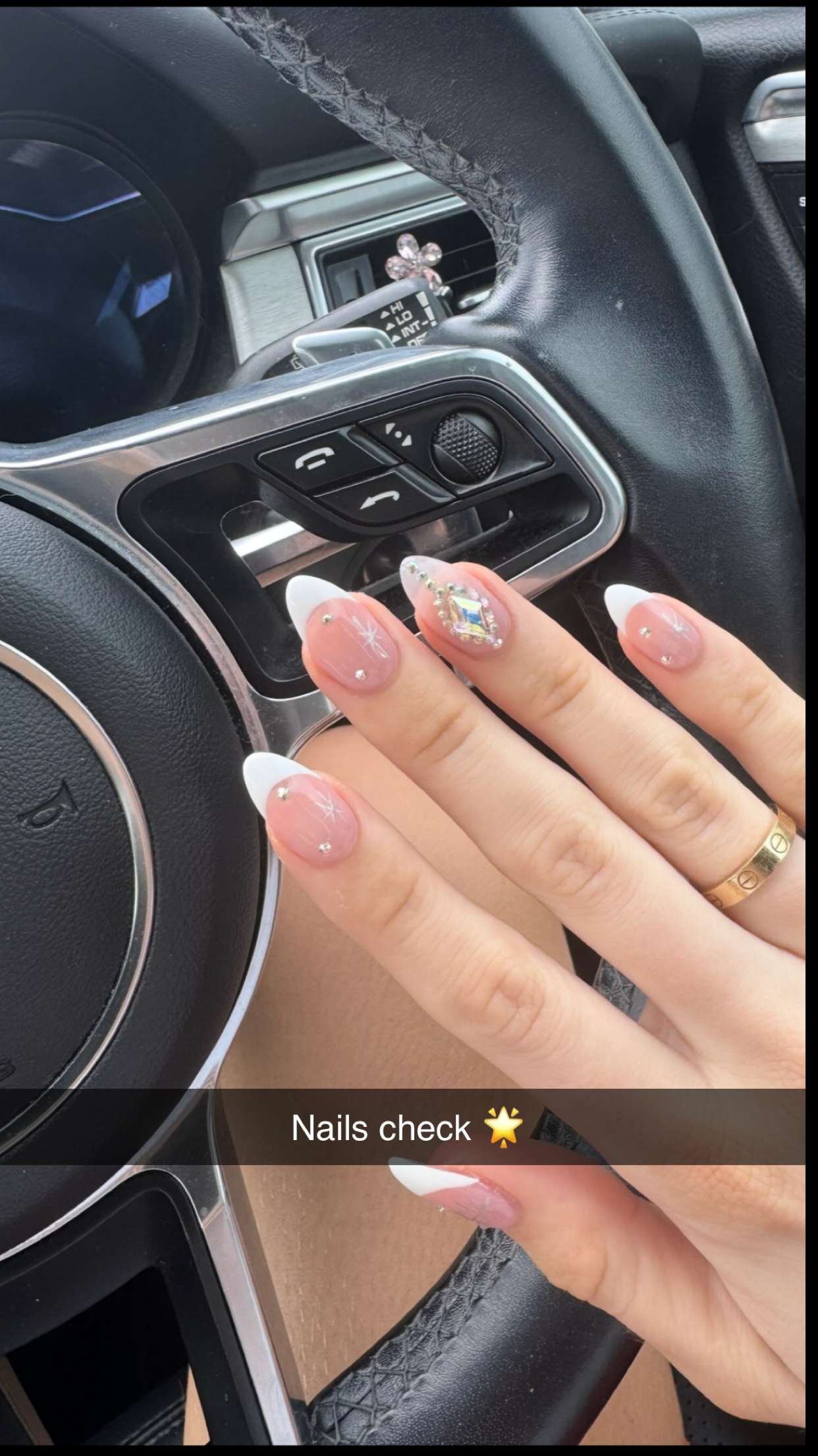 emxllouise snapchat image archive image