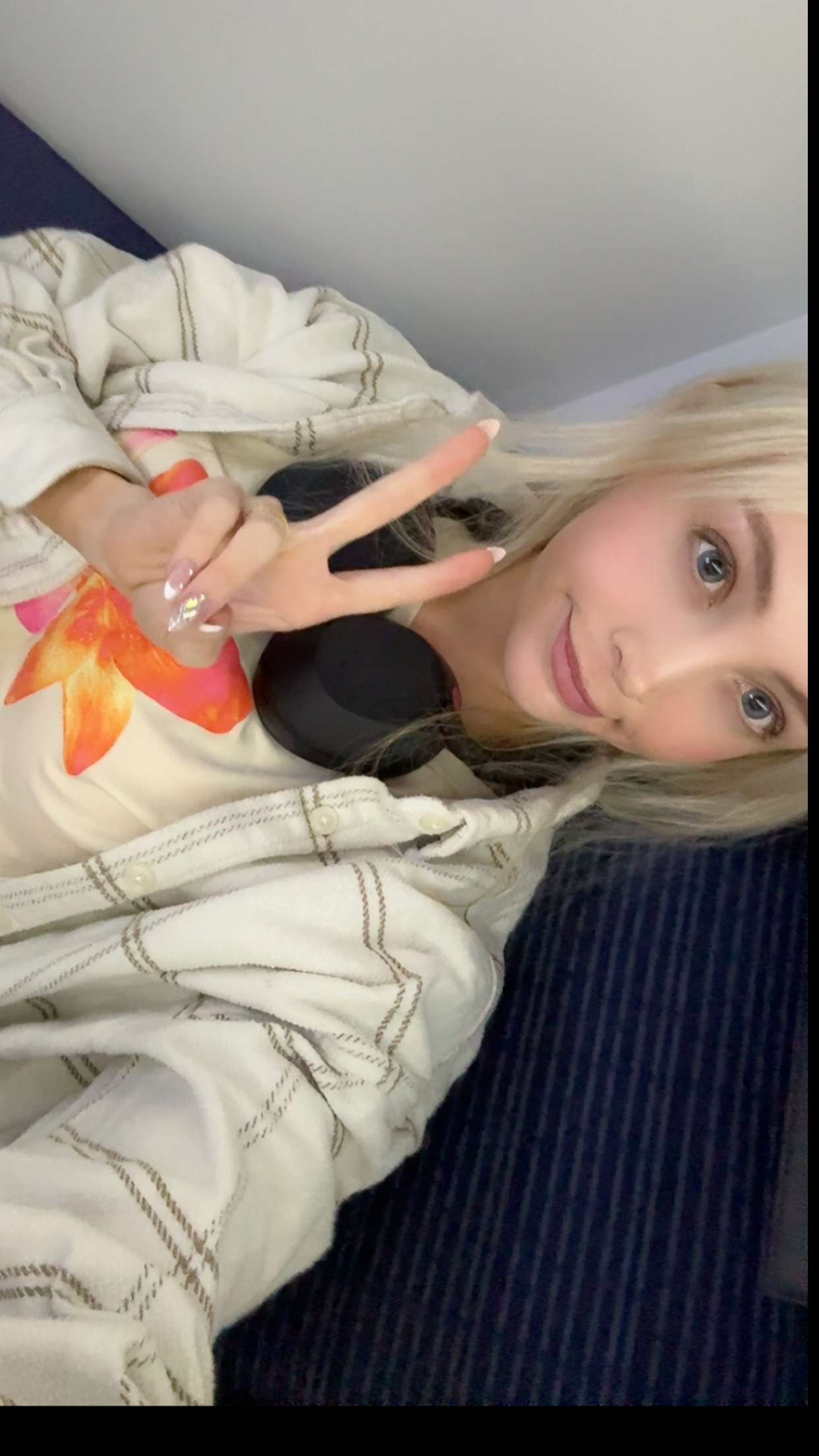 emxllouise snapchat image archive image