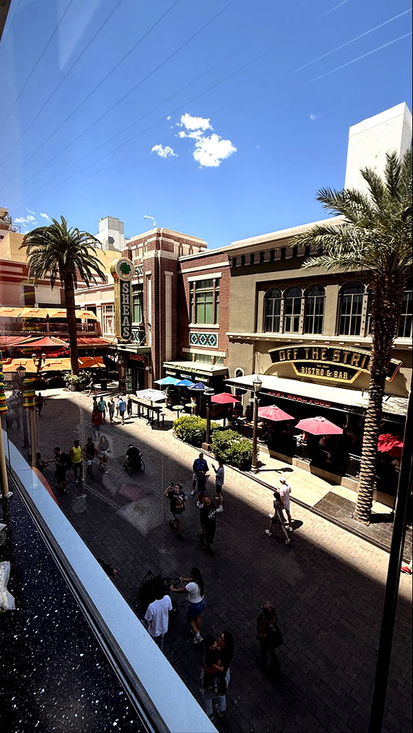 emxllouise image ~ Altpins