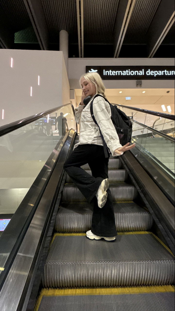 emxllouise snapchat image archive image