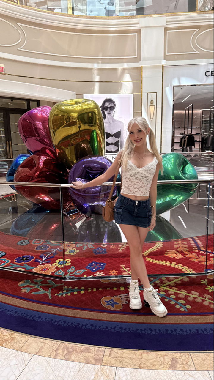 emxllouise snapchat image archive image