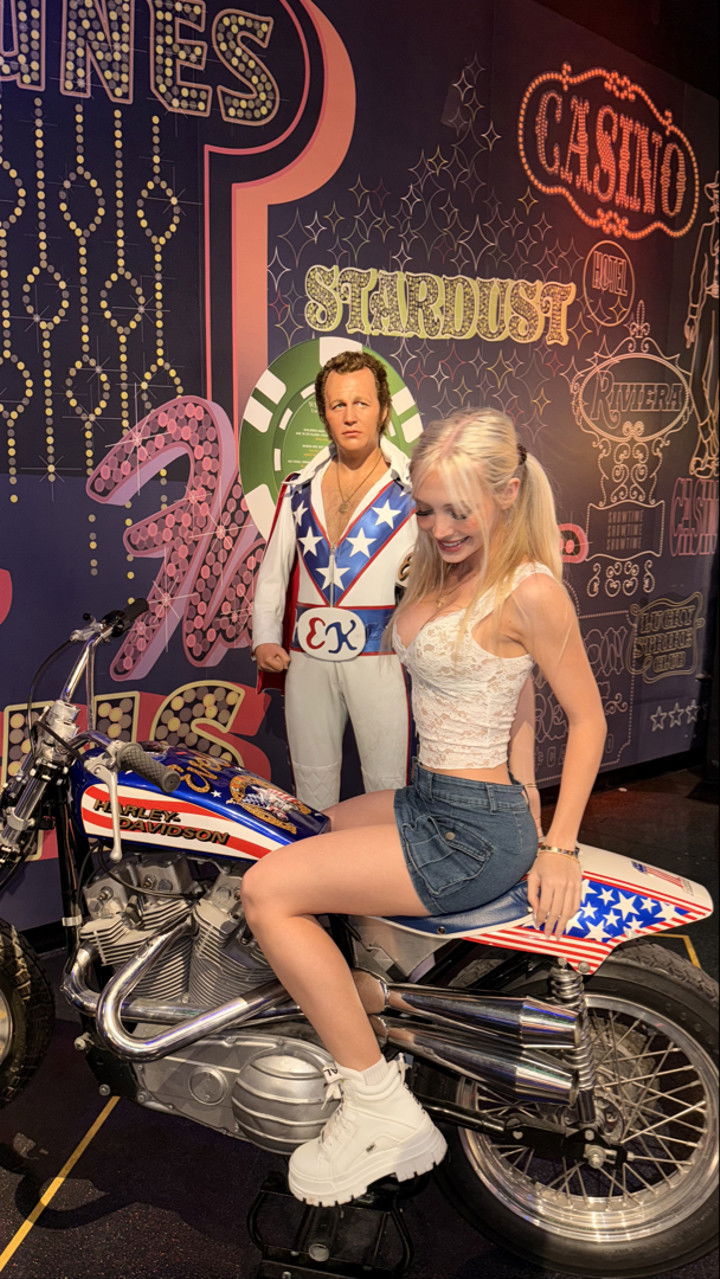 emxllouise snapchat image archive image