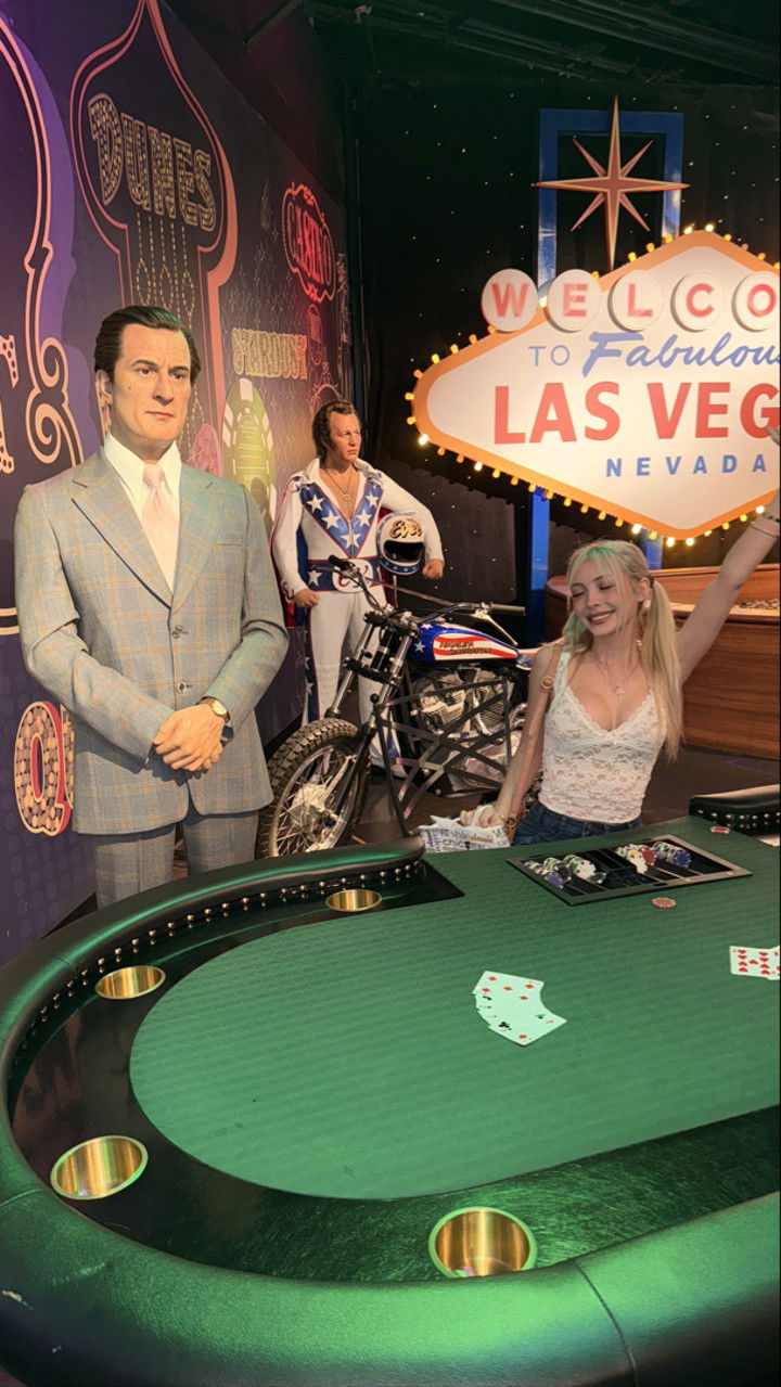 emxllouise snapchat image archive image