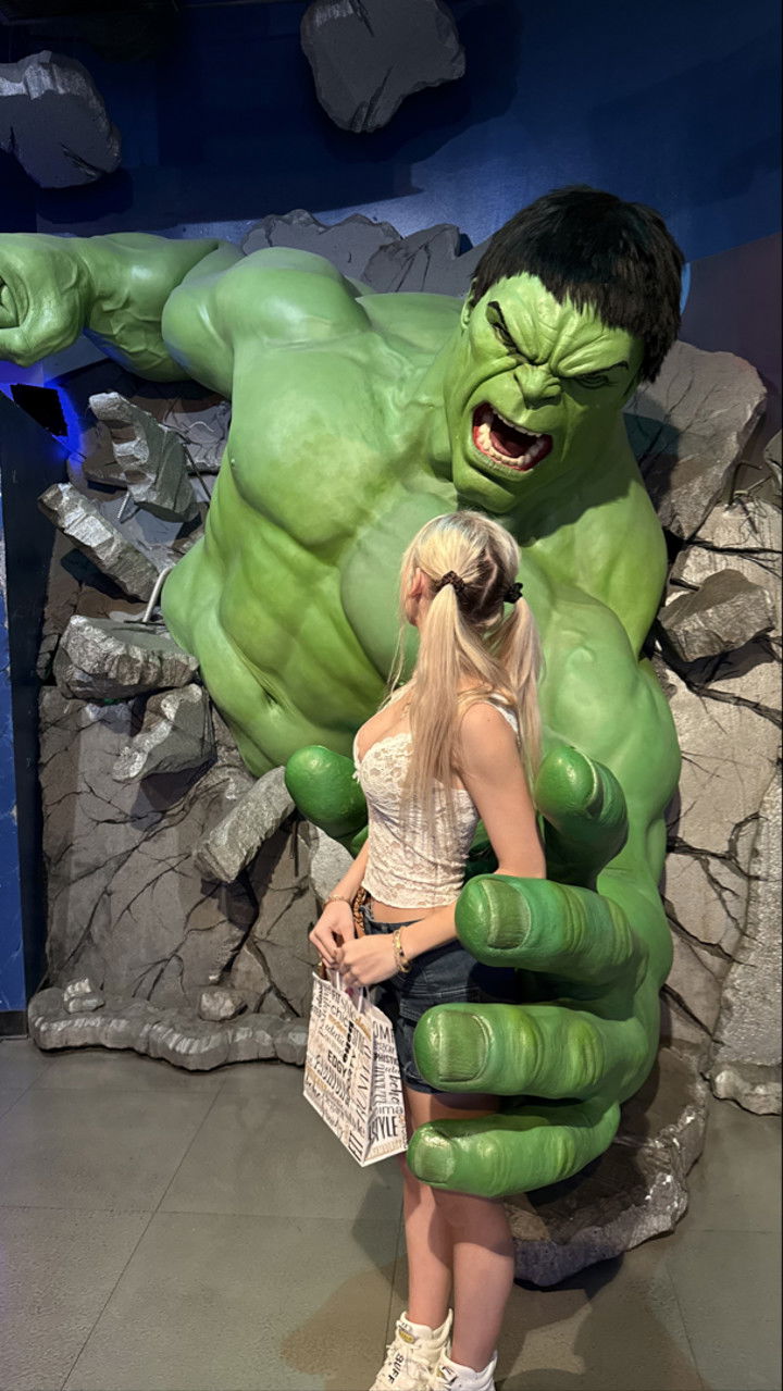 emxllouise snapchat image archive image