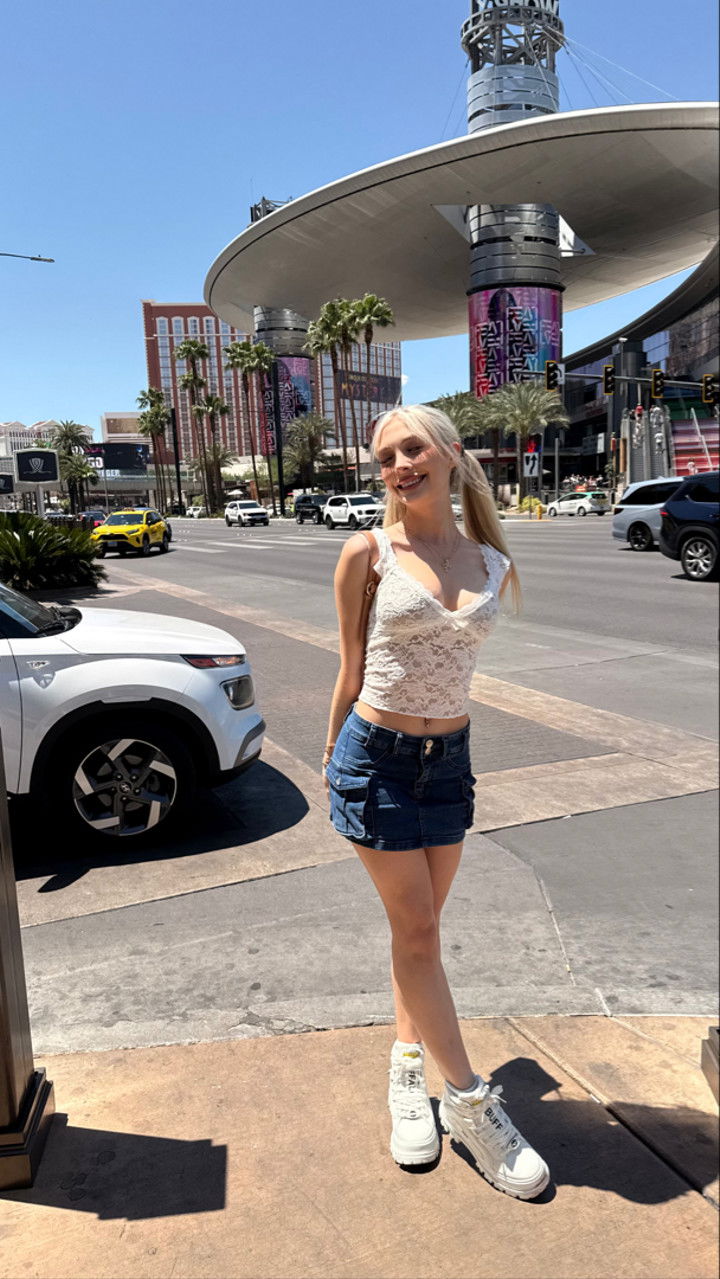 emxllouise snapchat image archive image