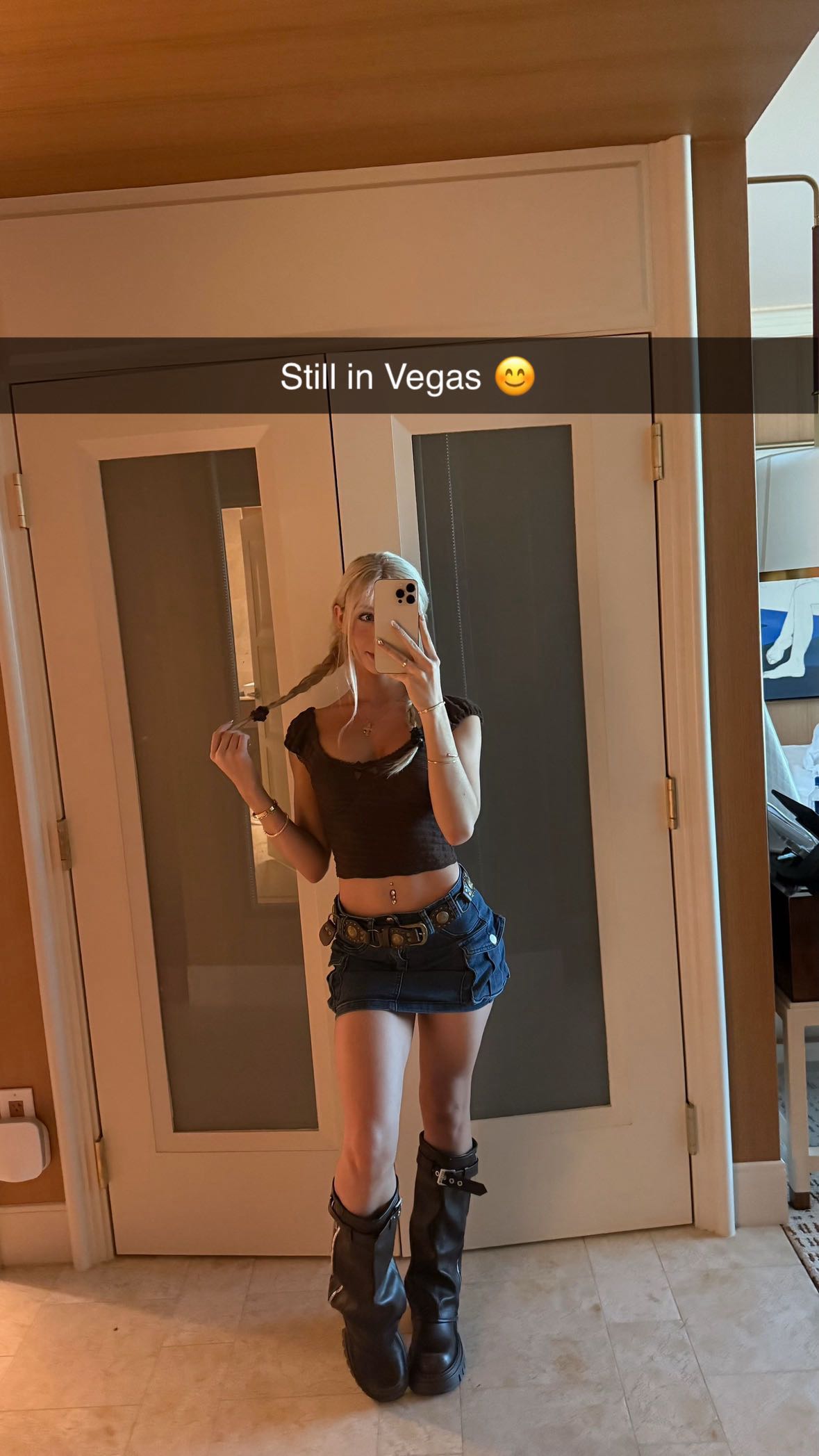 emxllouise snapchat image archive image