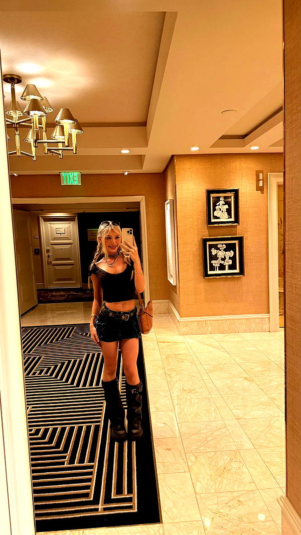 emxllouise image ~ Altpins