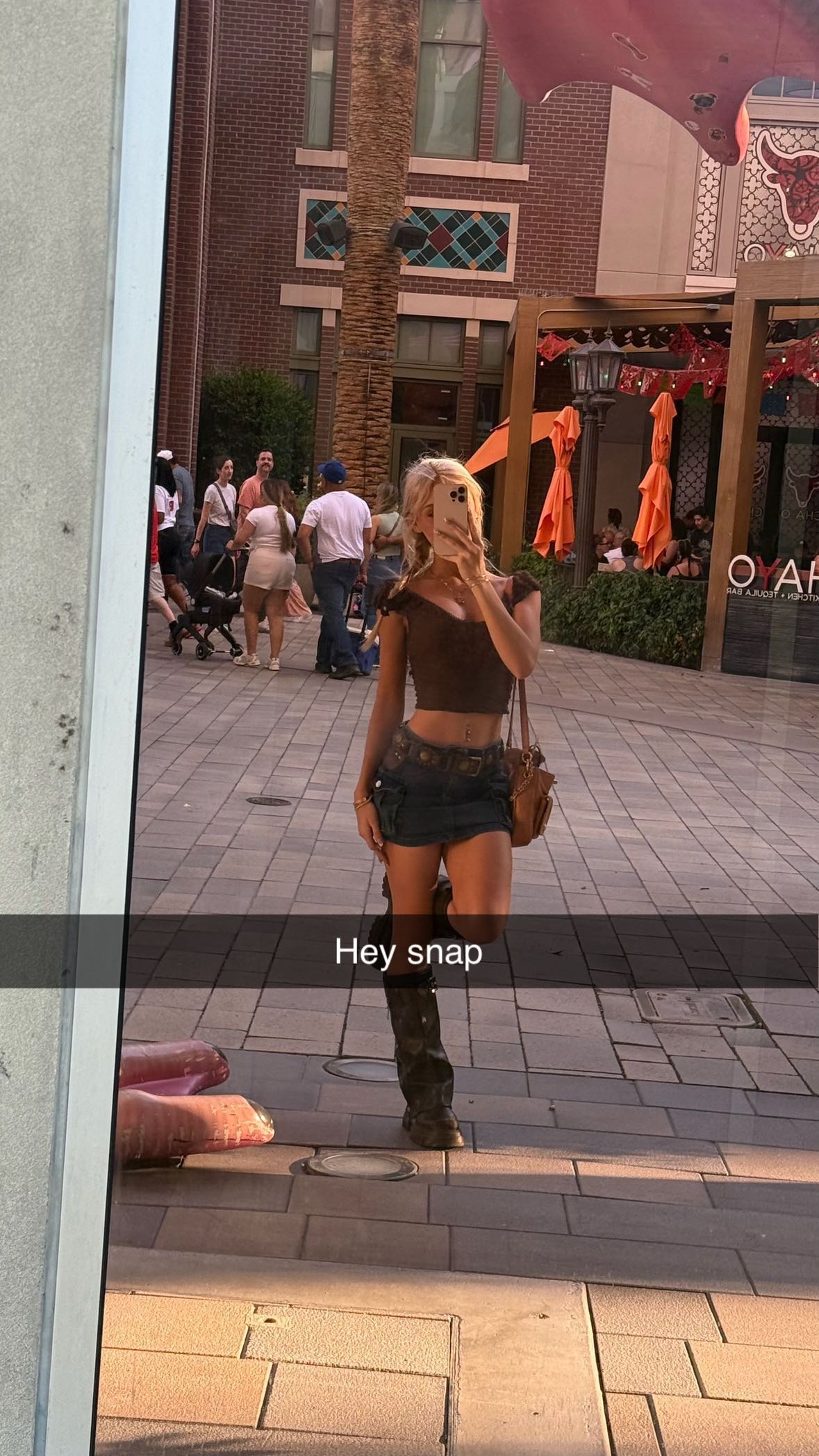 emxllouise snapchat image archive image