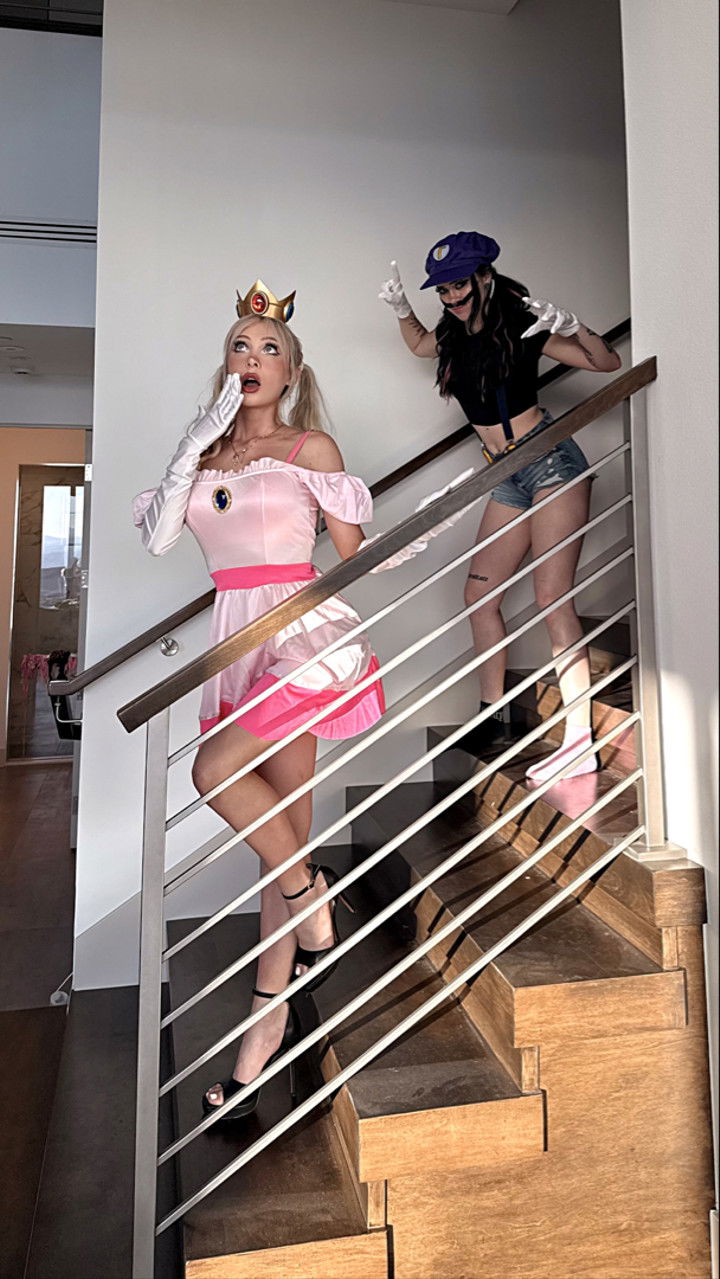 emxllouise snapchat image archive image