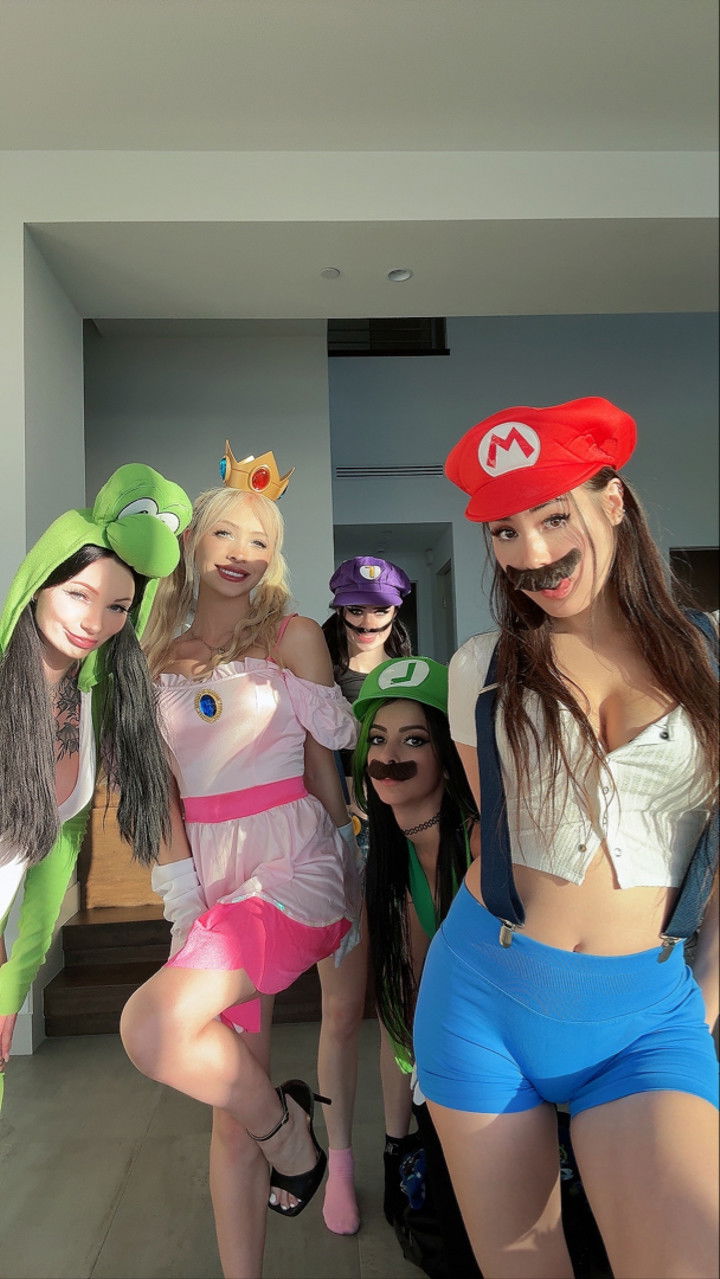 emxllouise snapchat image archive image