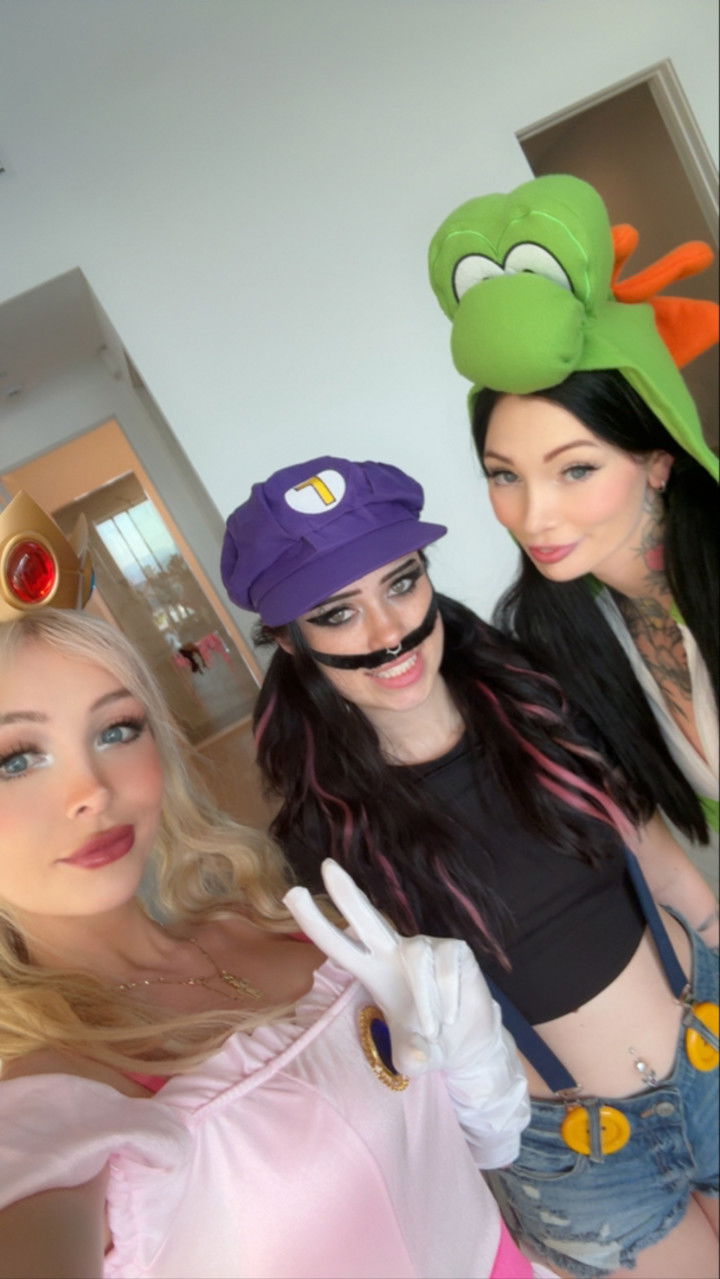 emxllouise snapchat image archive image