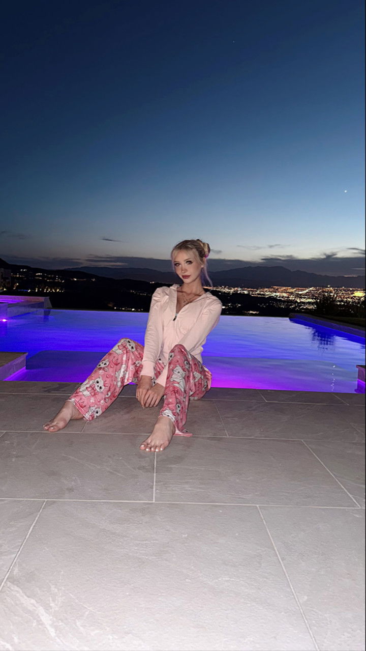 emxllouise snapchat image archive image