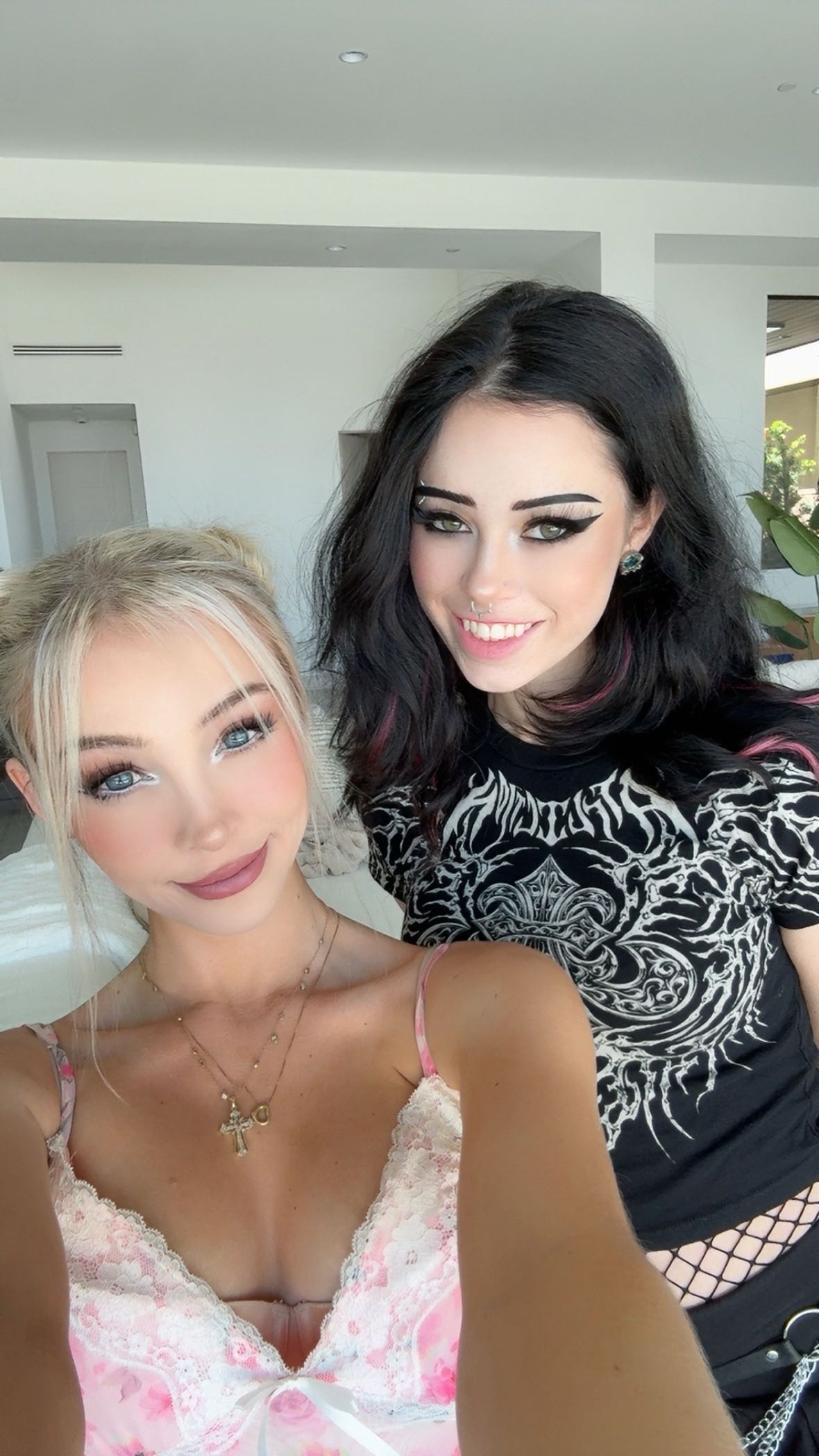 emxllouise snapchat image archive image