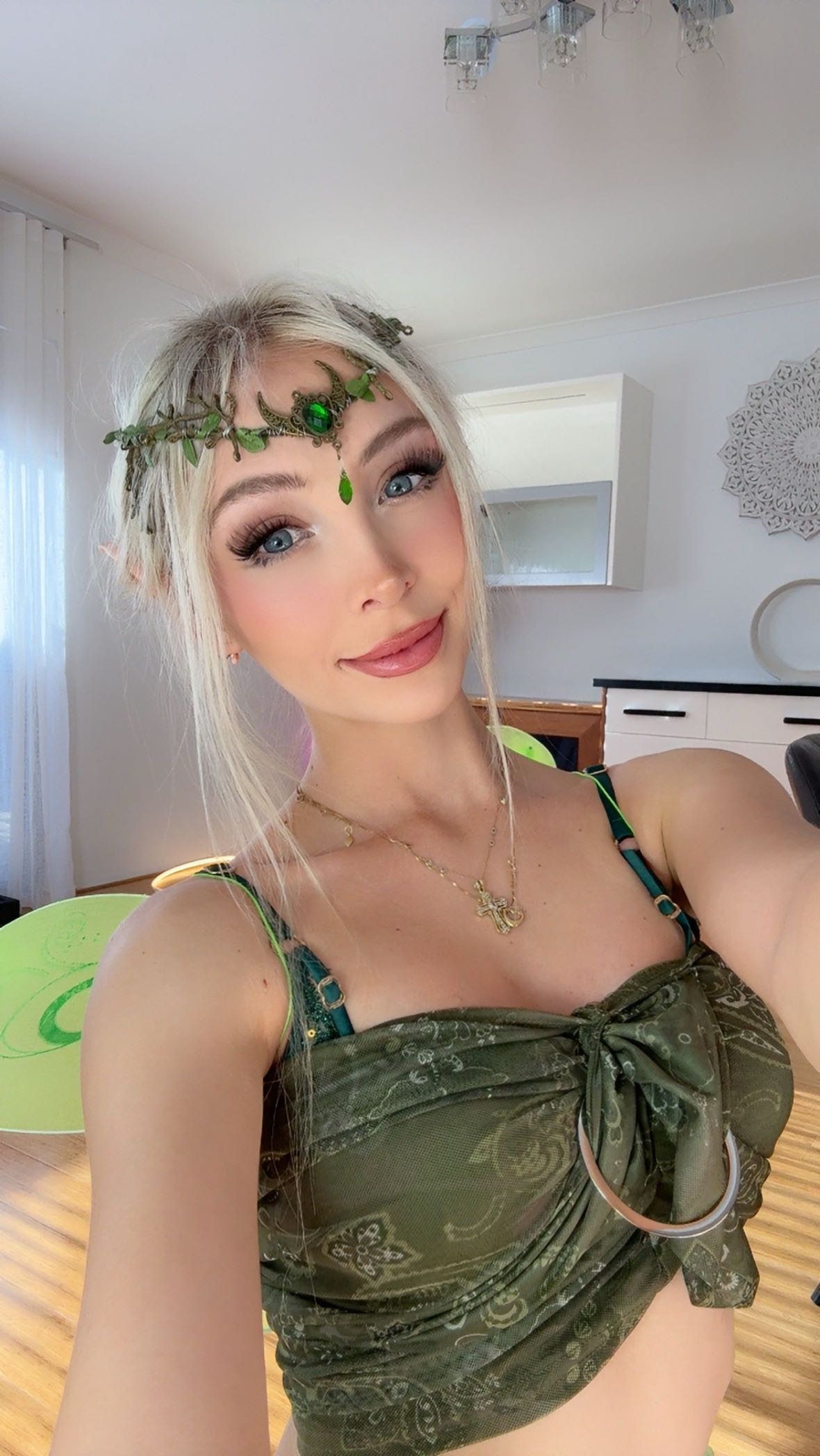 emxllouise snapchat image archive image