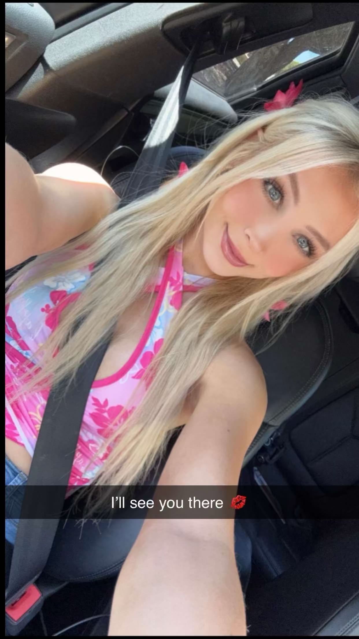 emxllouise snapchat image archive image