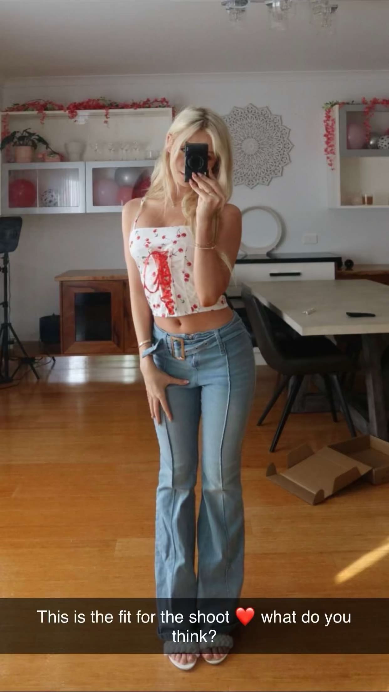 emxllouise snapchat image archive image