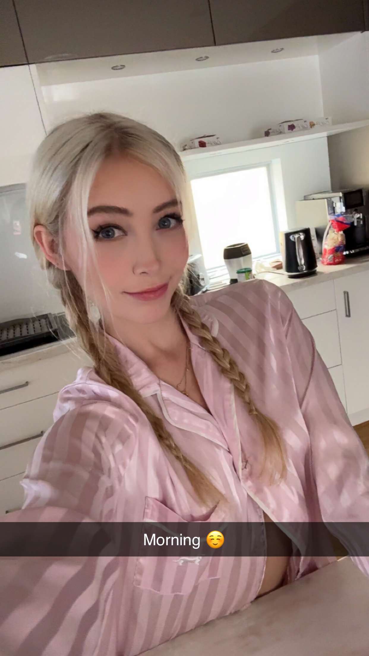 emxllouise snapchat image archive image