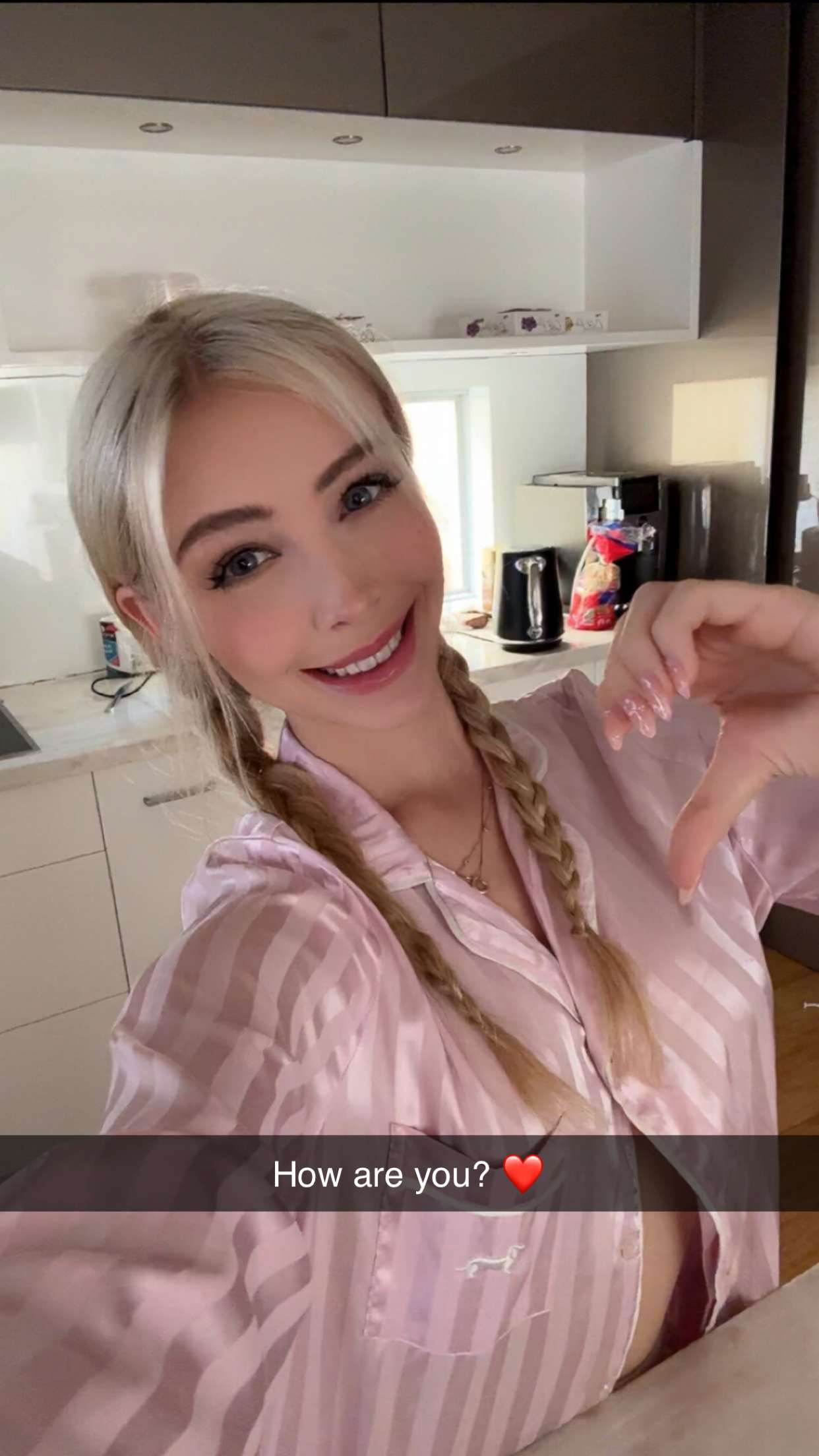 emxllouise snapchat image archive image