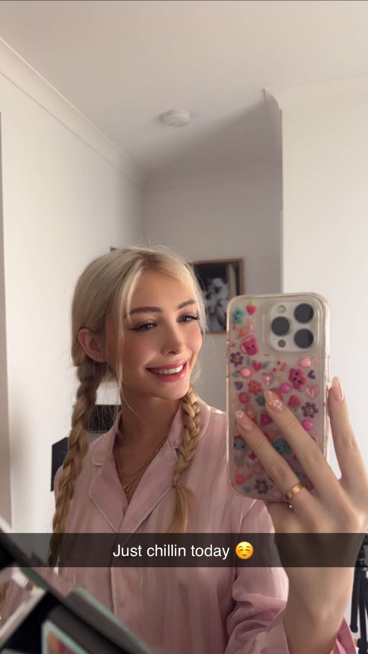 emxllouise snapchat image archive image